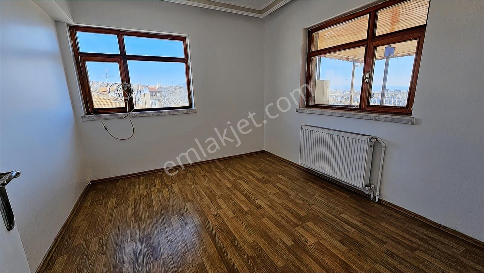 Keçiören Yeşiltepe Pazar Yanı 5+1 220m2 Manzaralı Teraslı Dublex - Görsel 5