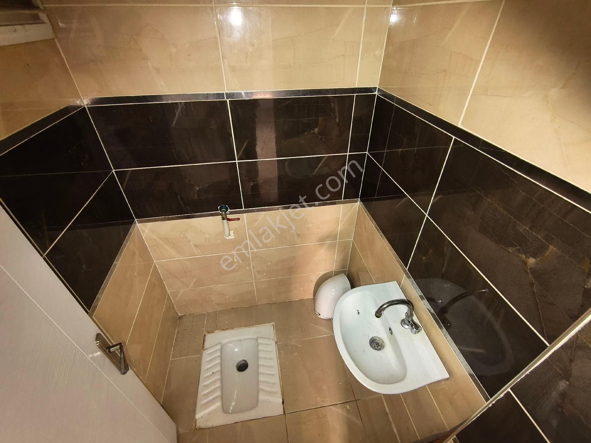 Pera'dan Emek Kapalı Pazar Yakını 3+1 Satılık Giriş Kat Daire - Görsel 14