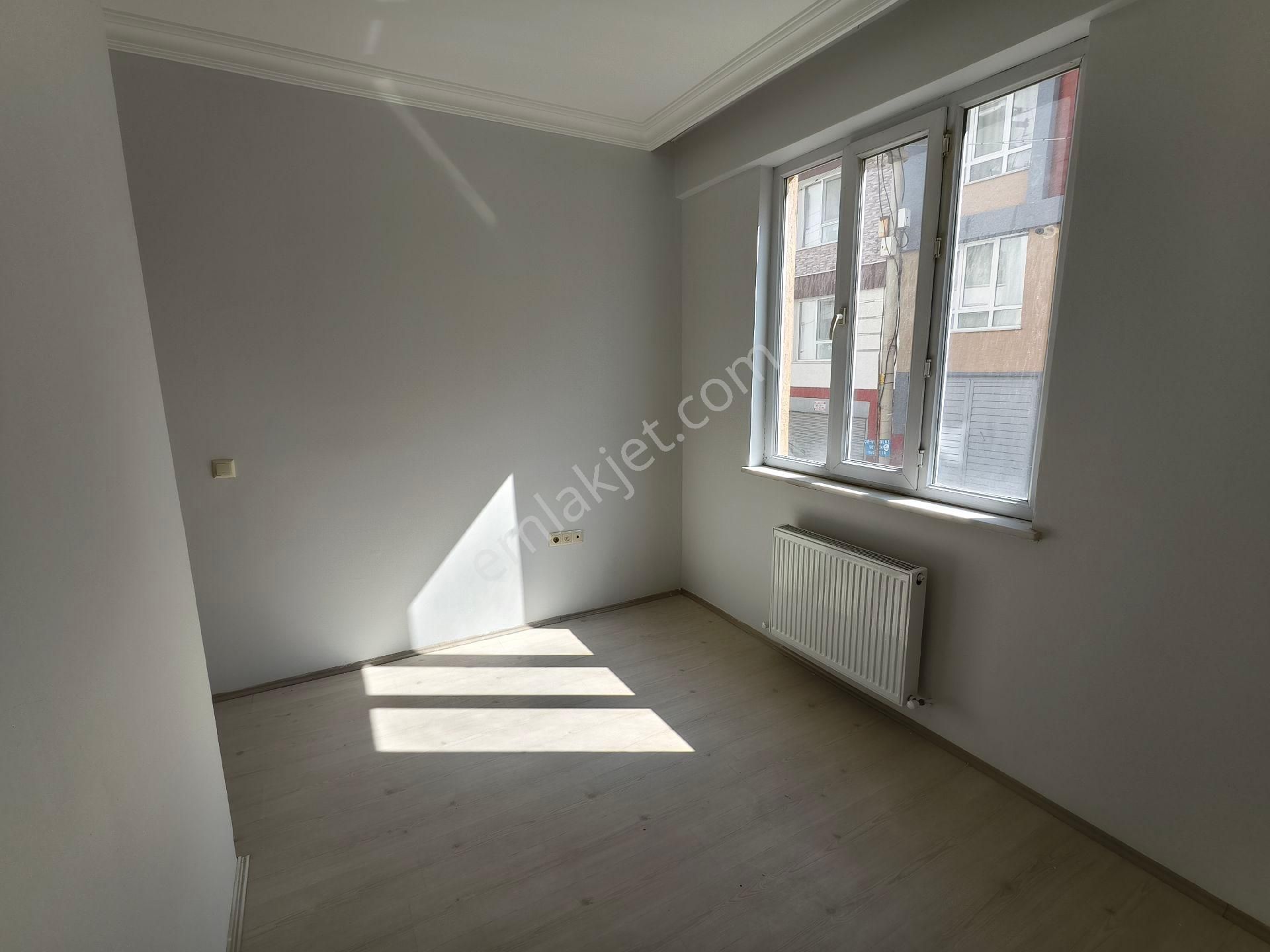 Pera'dan Emek Kapalı Pazar Yakını 3+1 Satılık Giriş Kat Daire - Görsel 13