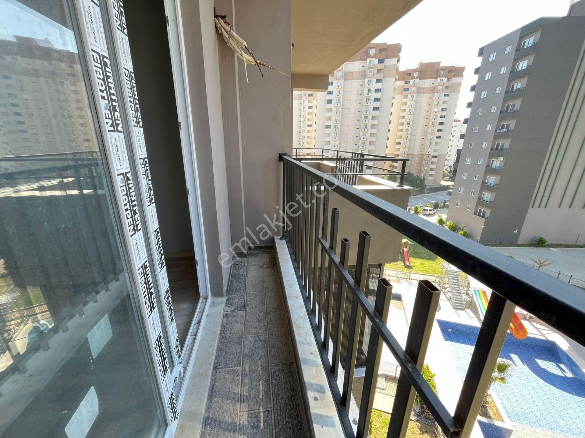 Ethereal'den Çeşmeli'de Aquparklı,havuzlu,deniz Gören 1+1 - Görsel 17