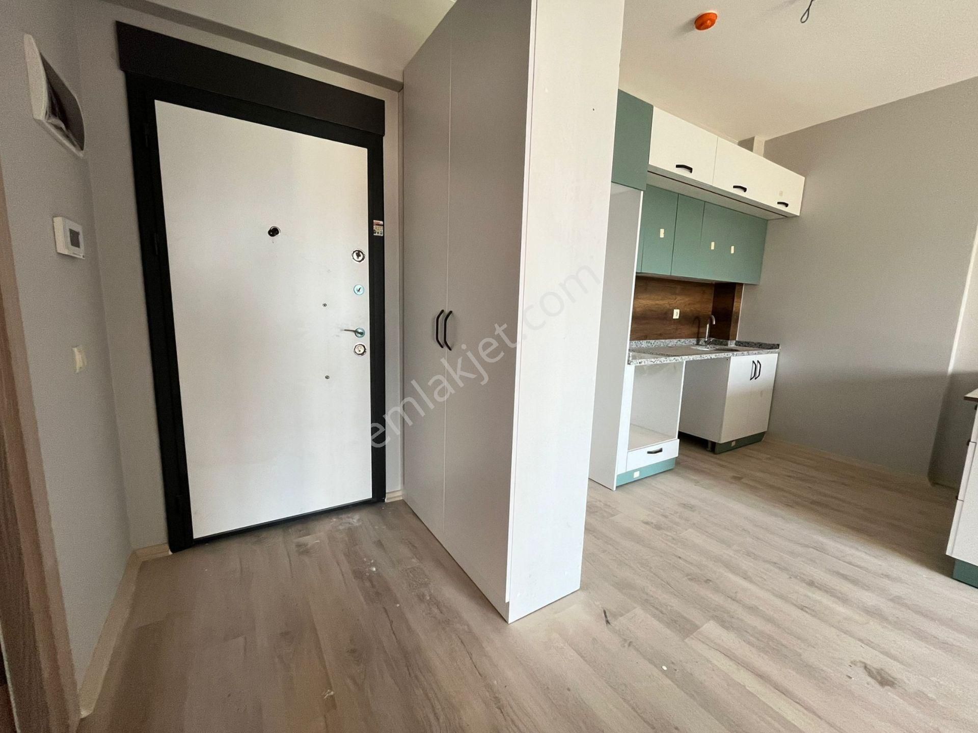 Ethereal'den Çeşmeli'de Aquparklı,havuzlu,deniz Gören 1+1 - Görsel 16