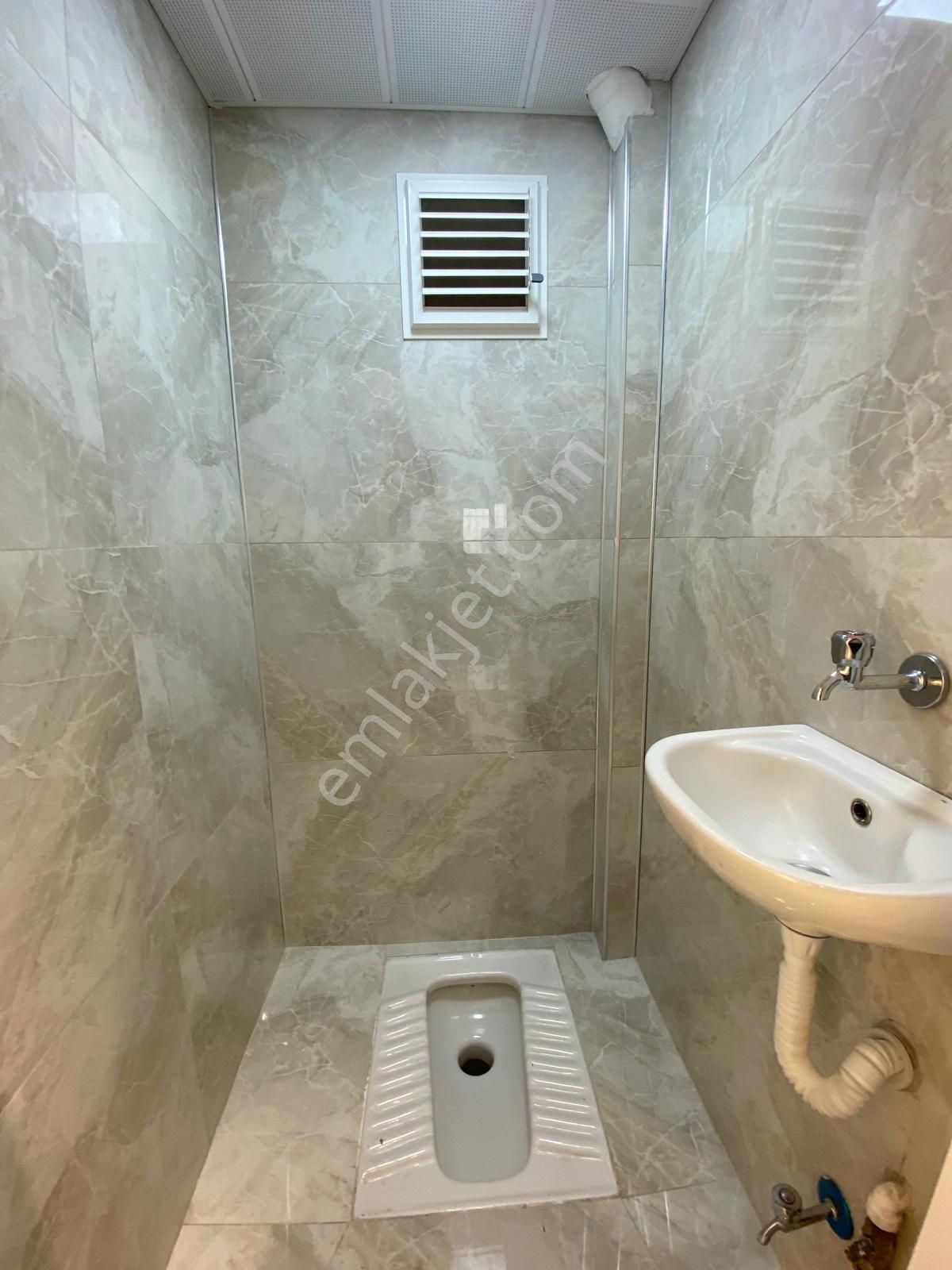 Yılmaz Gayrimenkul'den Malazgirt Mahallesinde Giriş Katta Full Yapılı Lüks Daire - Görsel 29