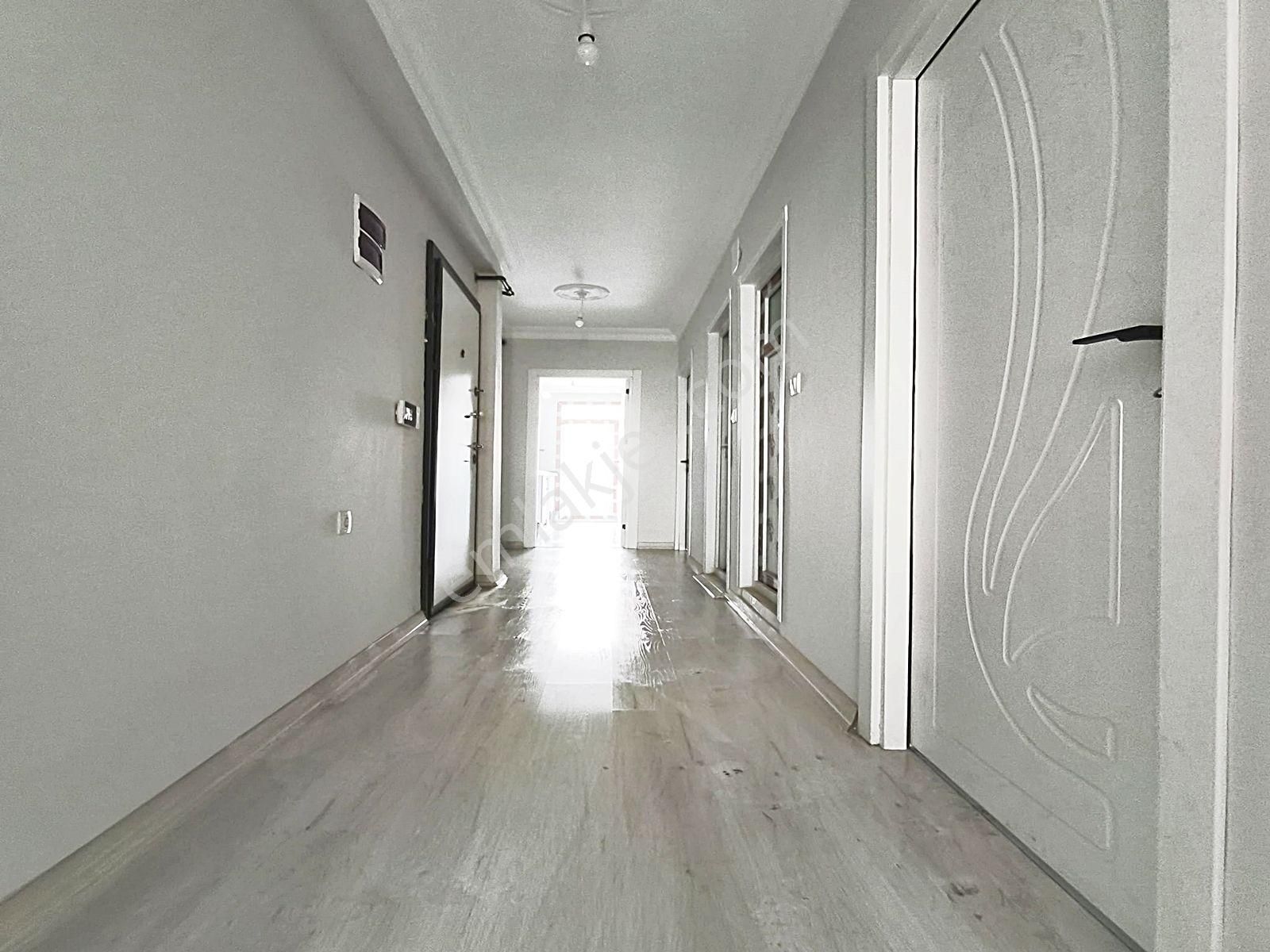 Cadde34 Yapı'dan Eminevim&fuzulevime Uygun Merkezi Konumda Sıfır 2+1 Balkonlu Arakat Daire - Görsel 5