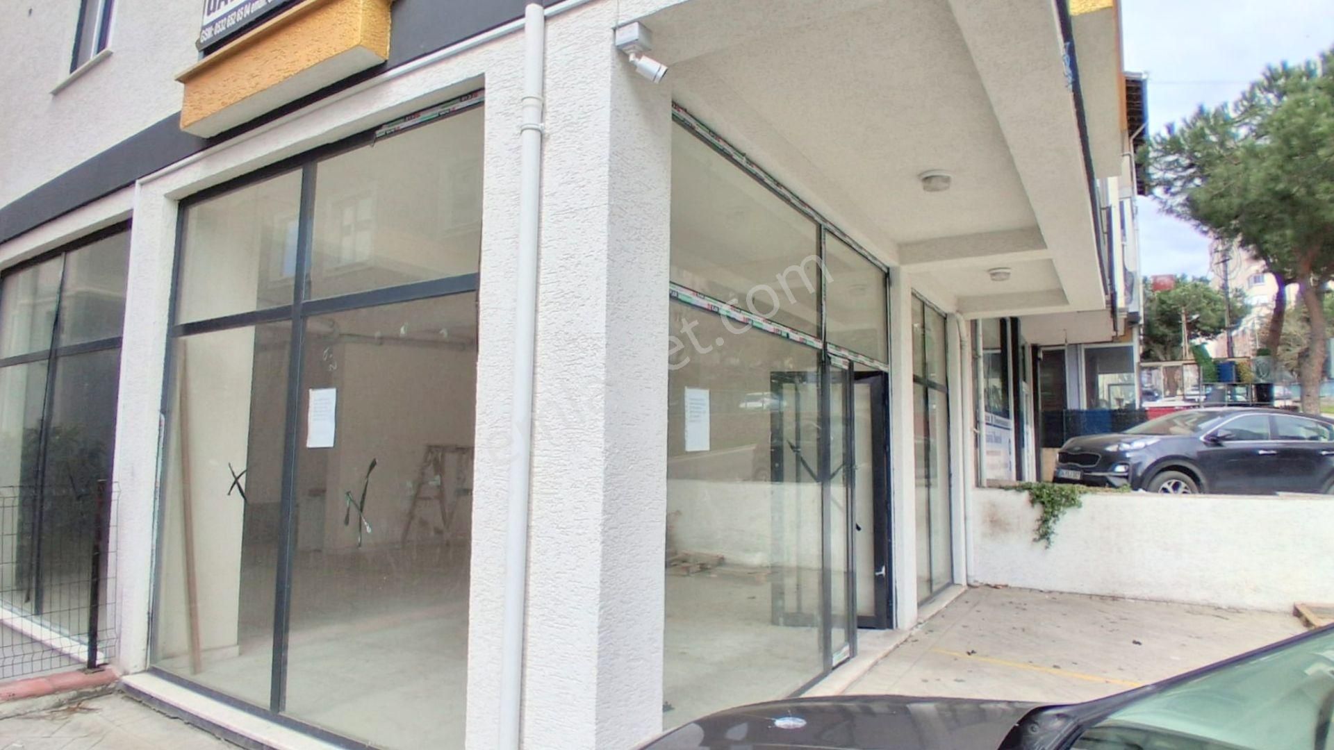 Mertcan'dan Şeyhli Safa Cad.üzerinde İskanlı Giriş Kat Dükkan - Görsel 9