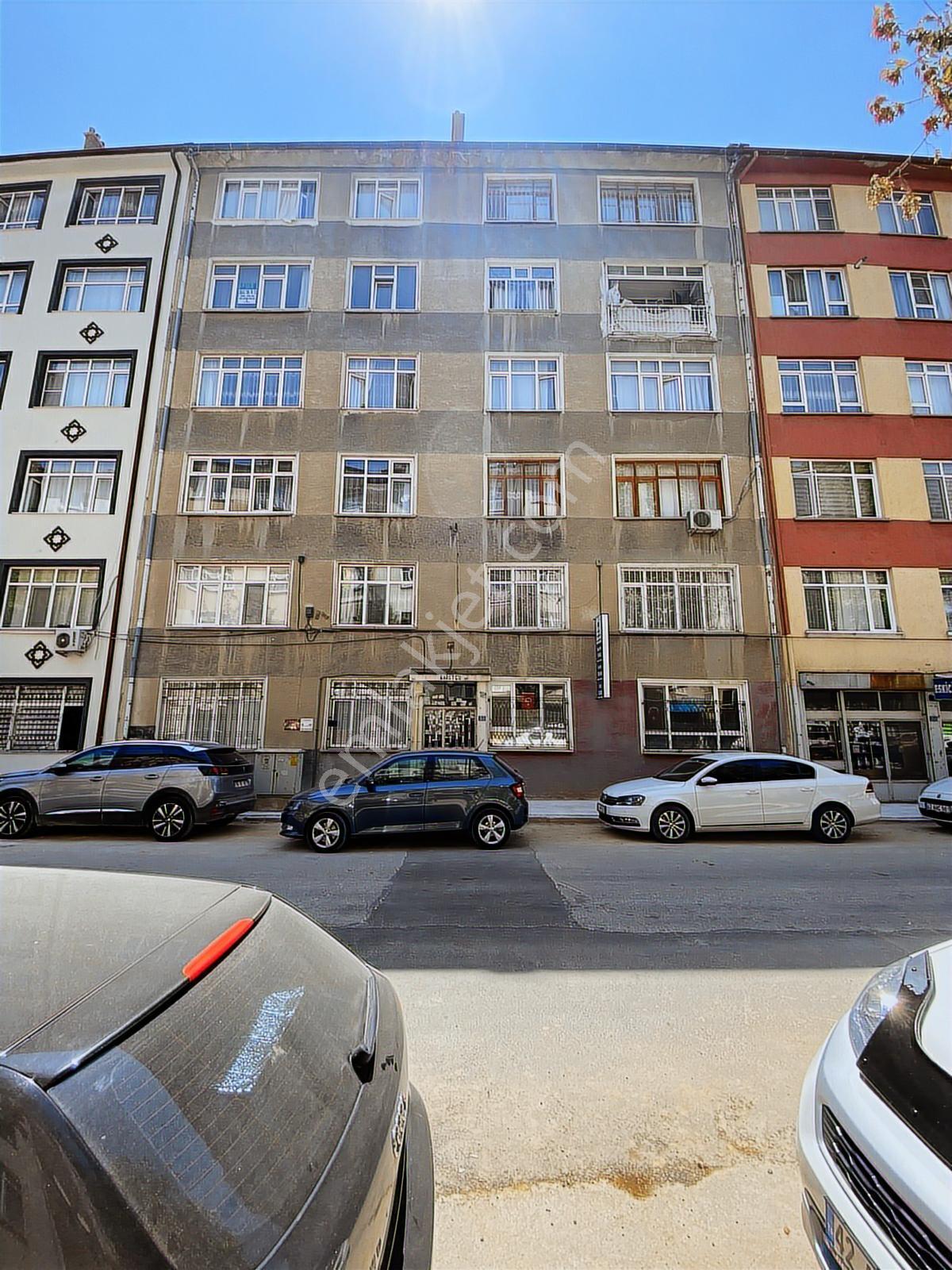 Nişantaşı Mah 2+1 Eşyalı Kiralık Daire Anıl Emlak Gayrimenkul De - Görsel 9