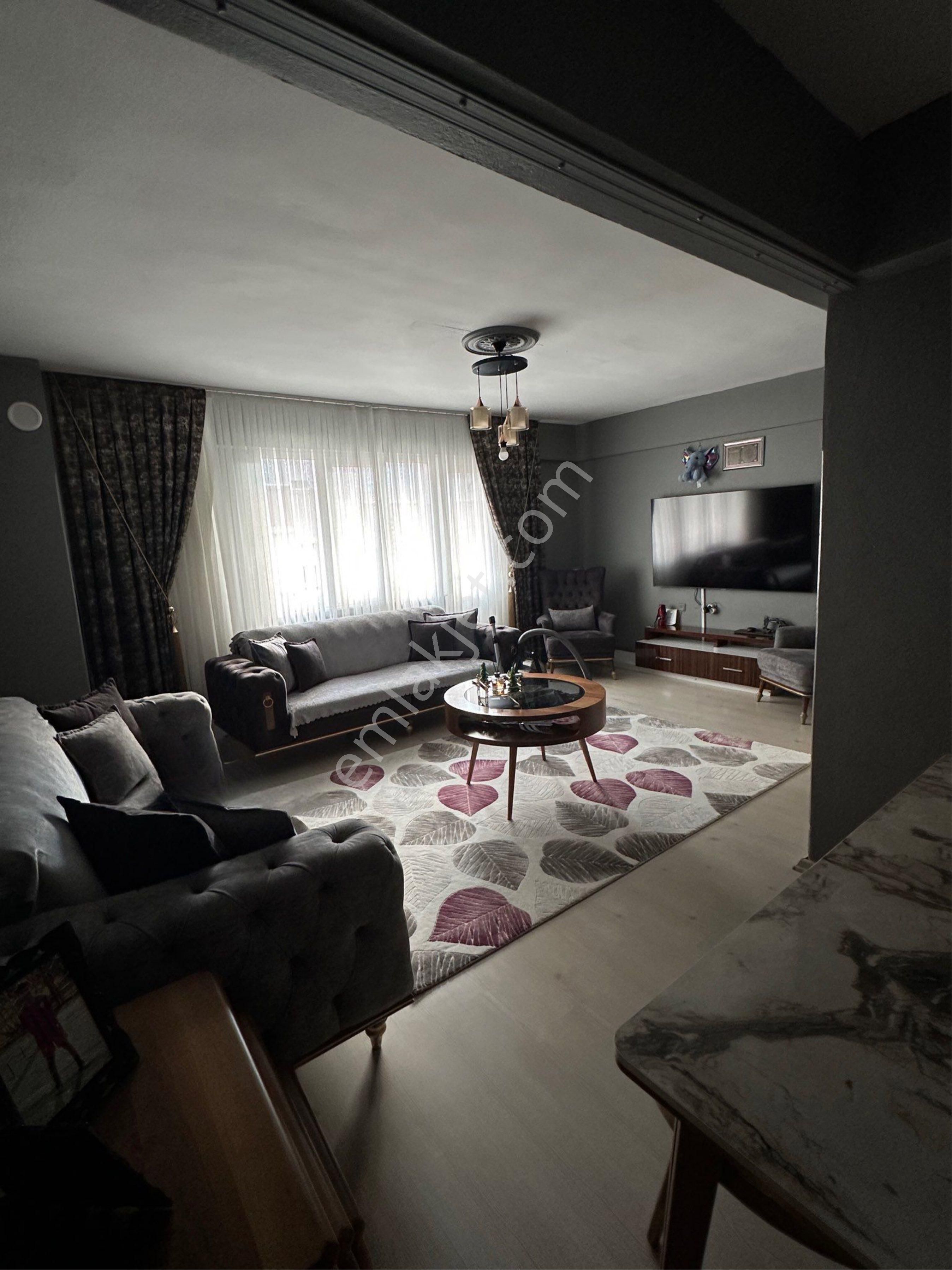 Karaçay Mahallesi Otogar Mevki Dükkan Üstü 1.kat Satılık 2+1 Daire