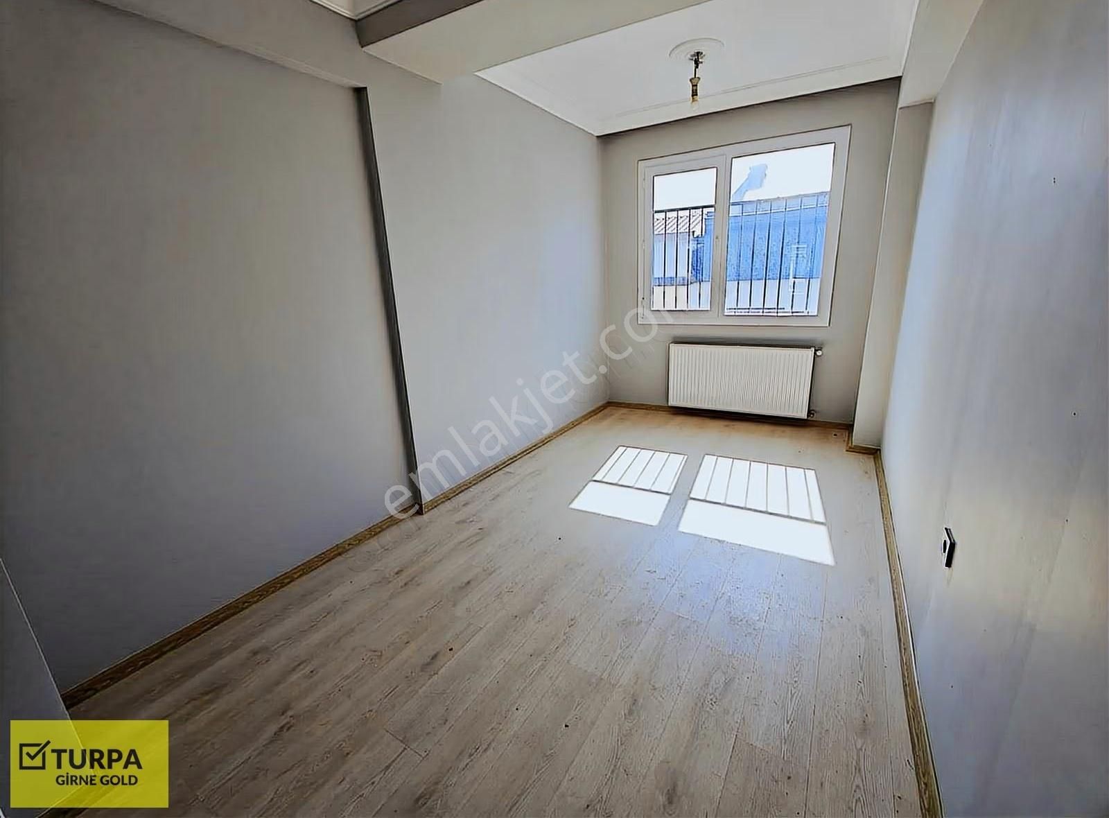 Karşıyaka Örnekköyde Kiralık 3+1 Daire - Görsel 17