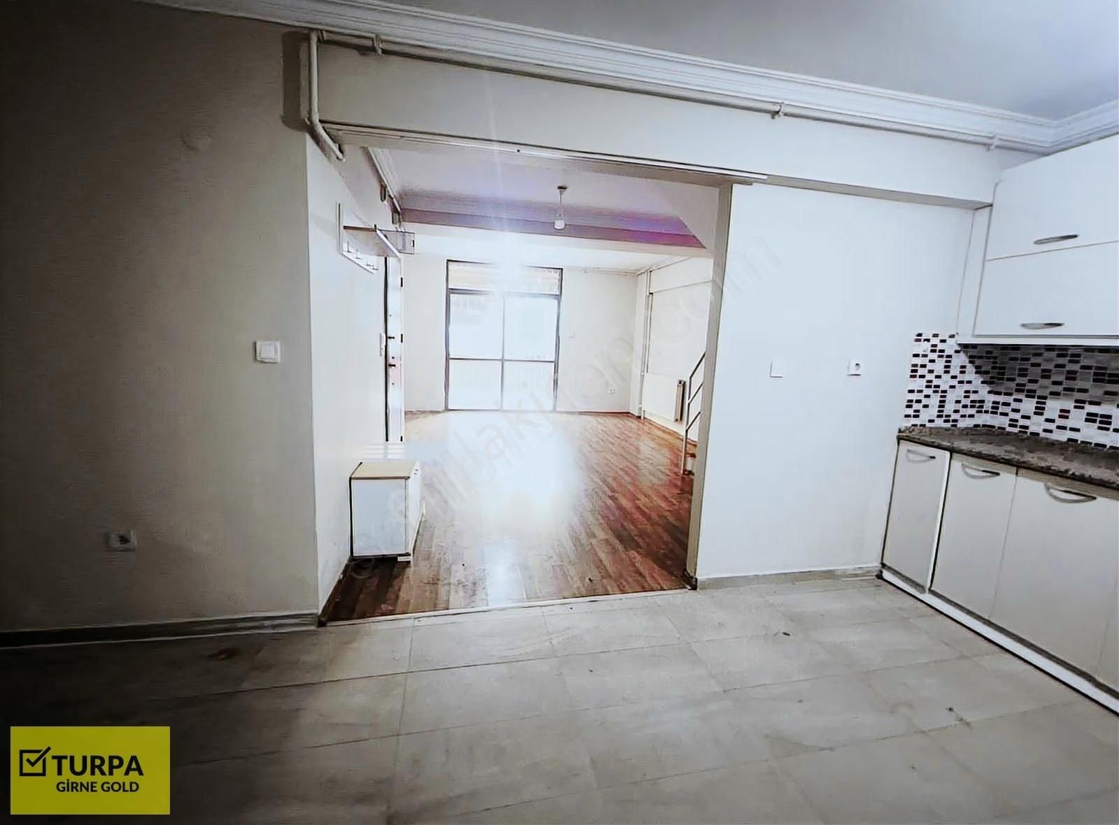 Karşıyaka Goncalar Da Kiralık 3+1 Dubleks Daire - Görsel 2