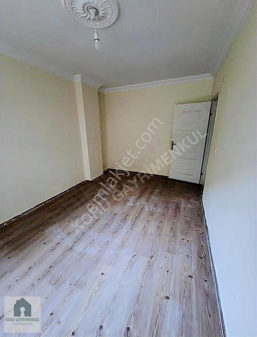 Koru Emlak'tan:2+1=80m2 Giriş Kat Yeni İskanlı Fırsat Daire - Görsel 2