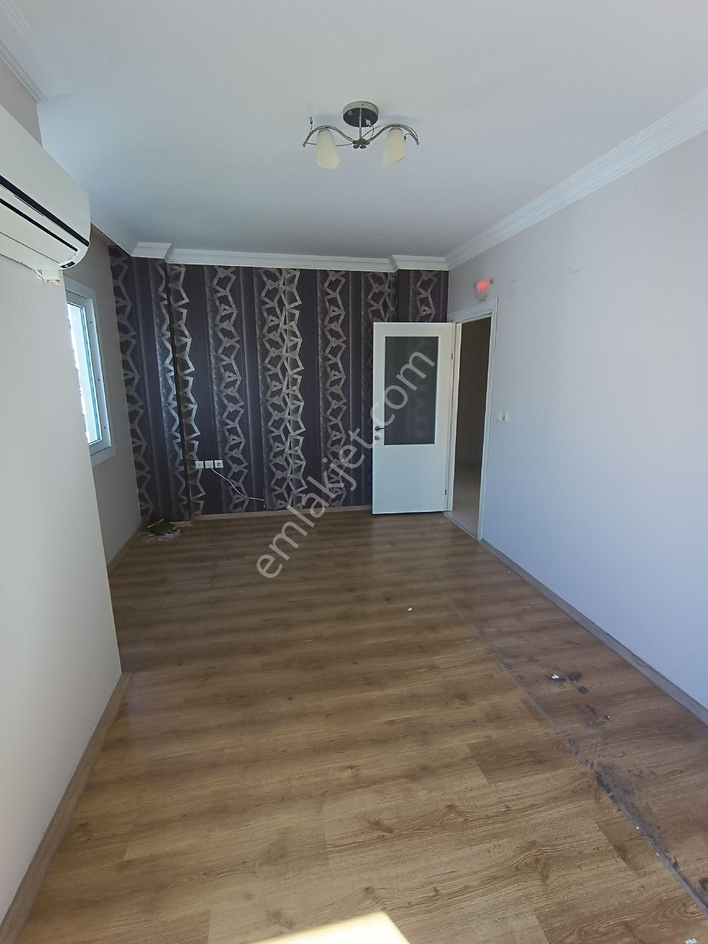 Akşemsettin Mahallesinde 2+1 Bagimsiz Mutfaklı Doğalgaz - Görsel 2