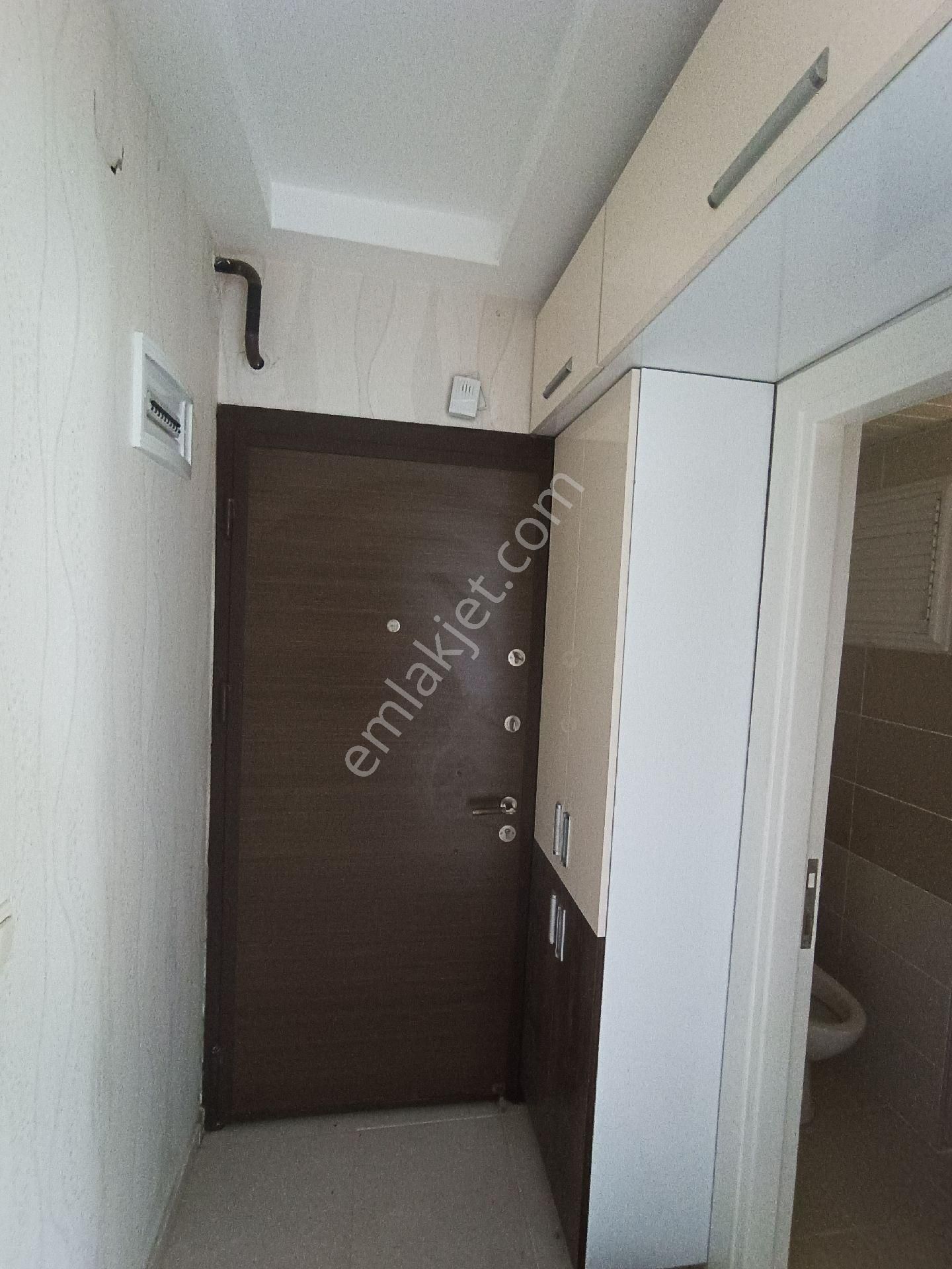 Akşemsettin Mahallesinde 2+1 Bagimsiz Mutfaklı Doğalgaz - Görsel 3