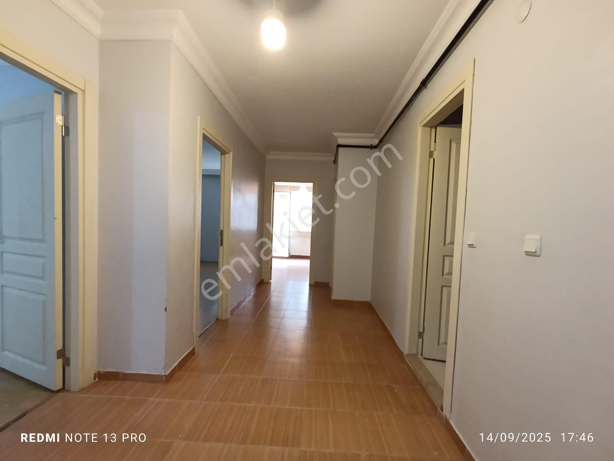 Çekmeköy Hamidiye Mh Kiralık 2+1 110m2 Ara Kat Daire - Görsel 27