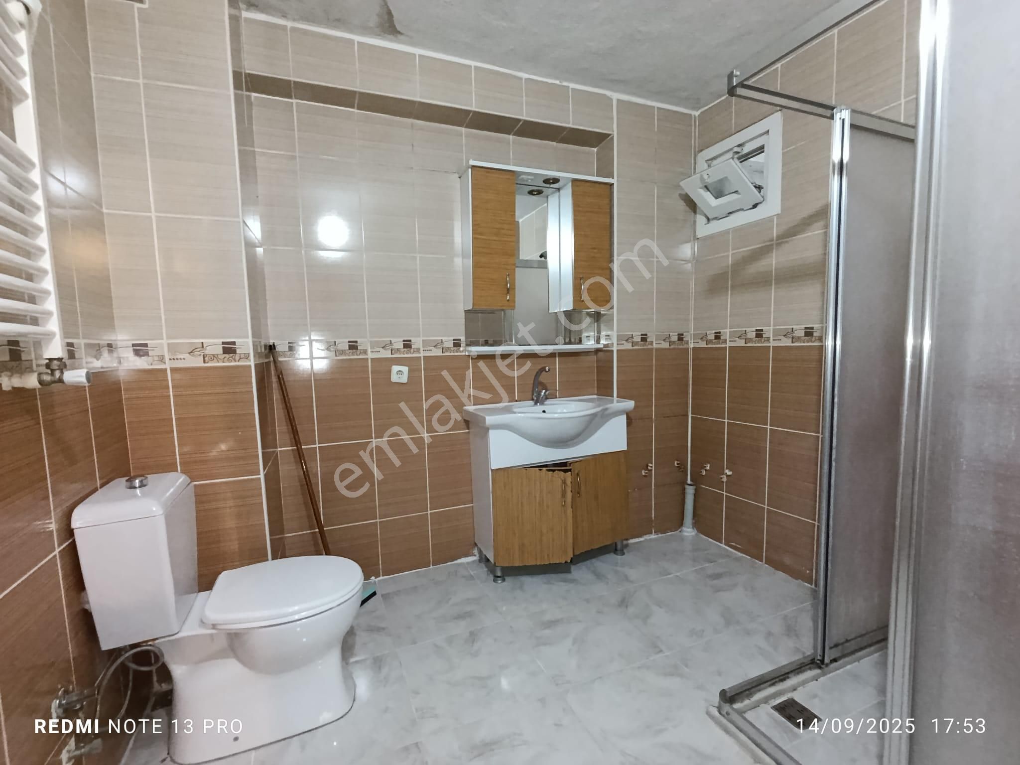 Çekmeköy Hamidiye Mh Kiralık 2+1 110m2 Ara Kat Daire - Görsel 26