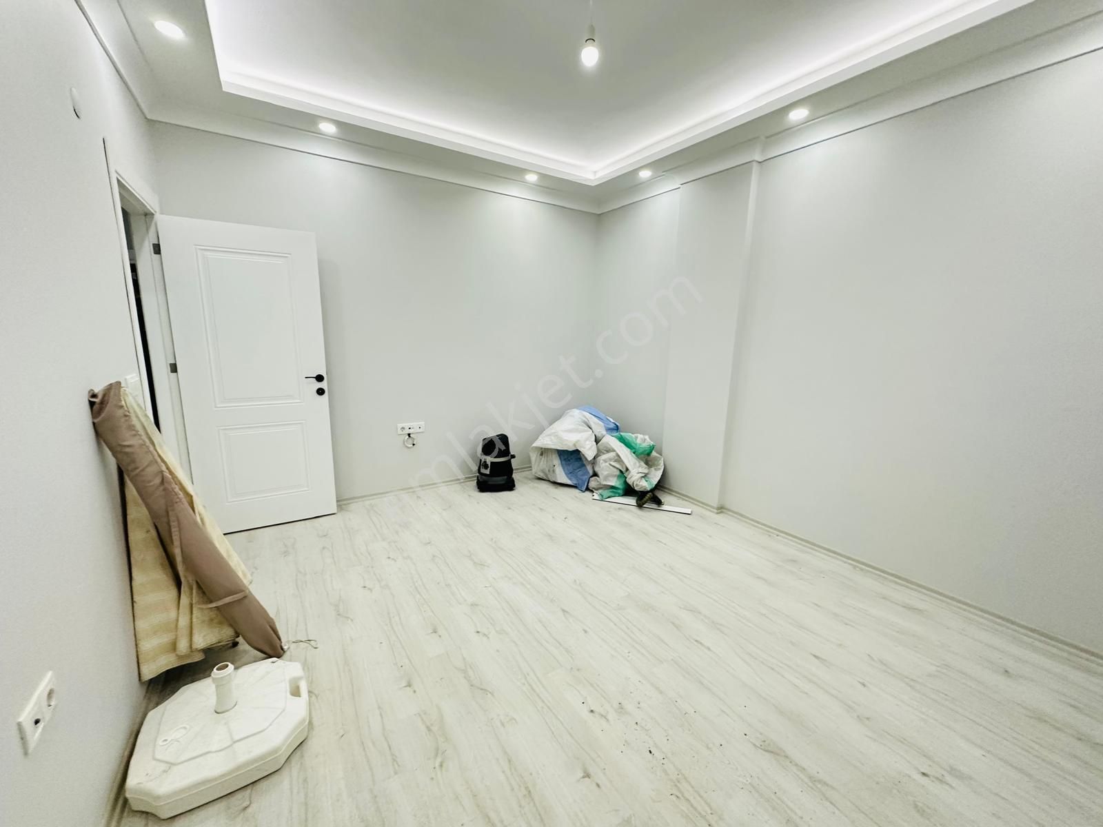 Has Seba'da Fevziçakmak'ta 2+1 85m2 Kullanışlı Lüx Yapımlı Daire - Görsel 8