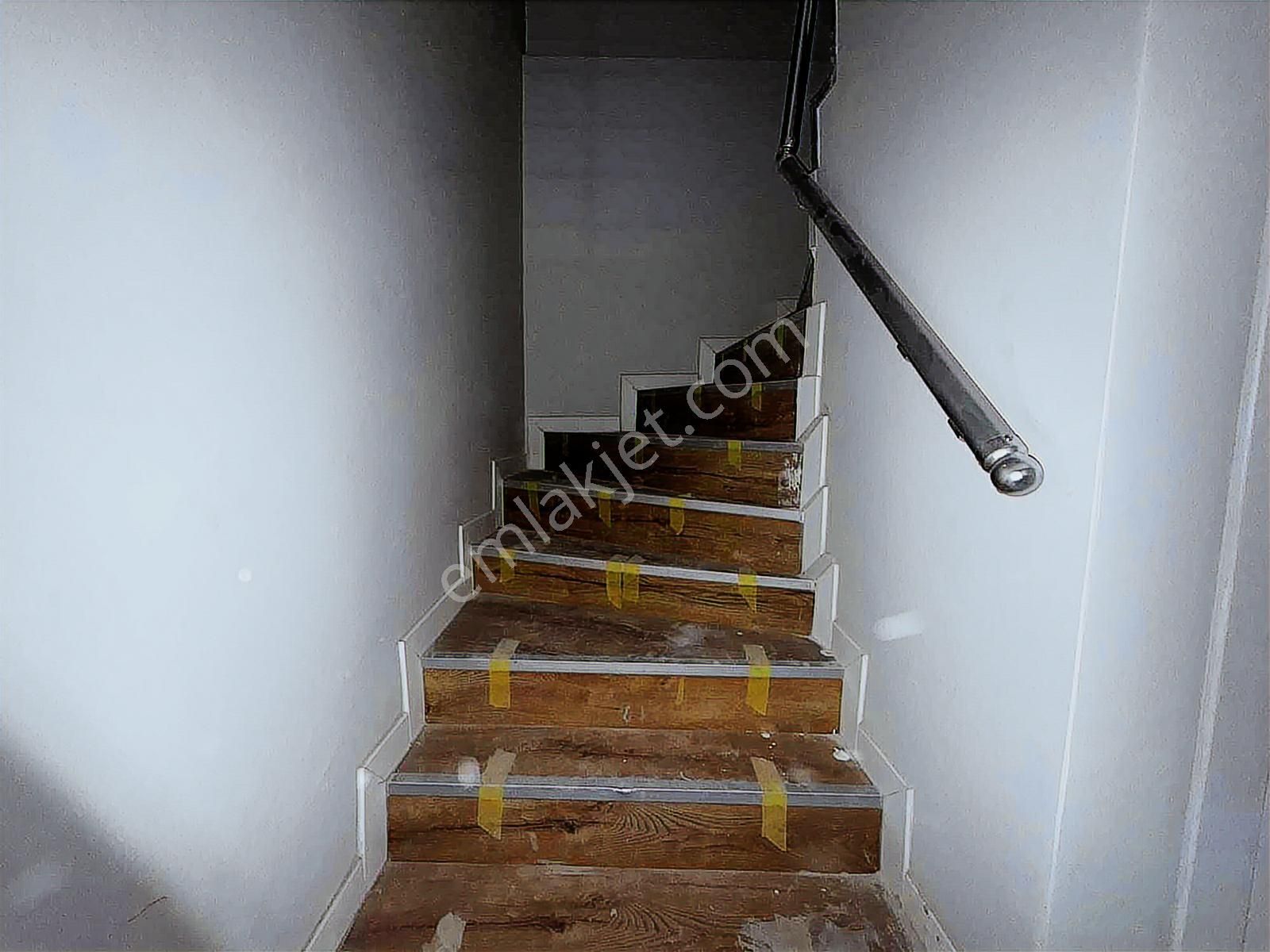 Koyundere Gazi Mahallesinde Satılık 5+1 Dubleks Geniş Daire - Görsel 3