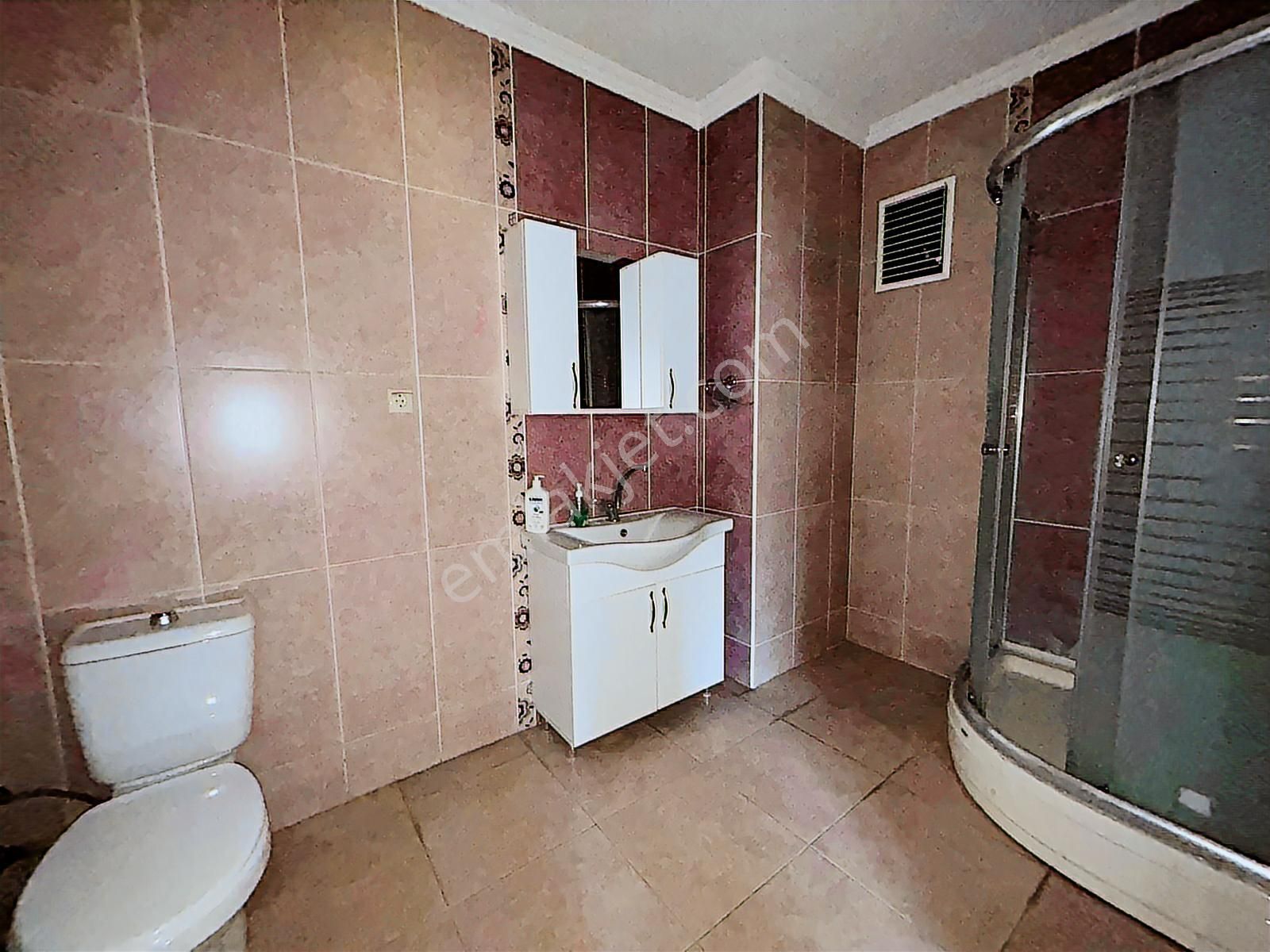Emaks'tan/gökkuşağı Caddesinde/bakımlı/temiz/kilerli/3+1 - Görsel 19