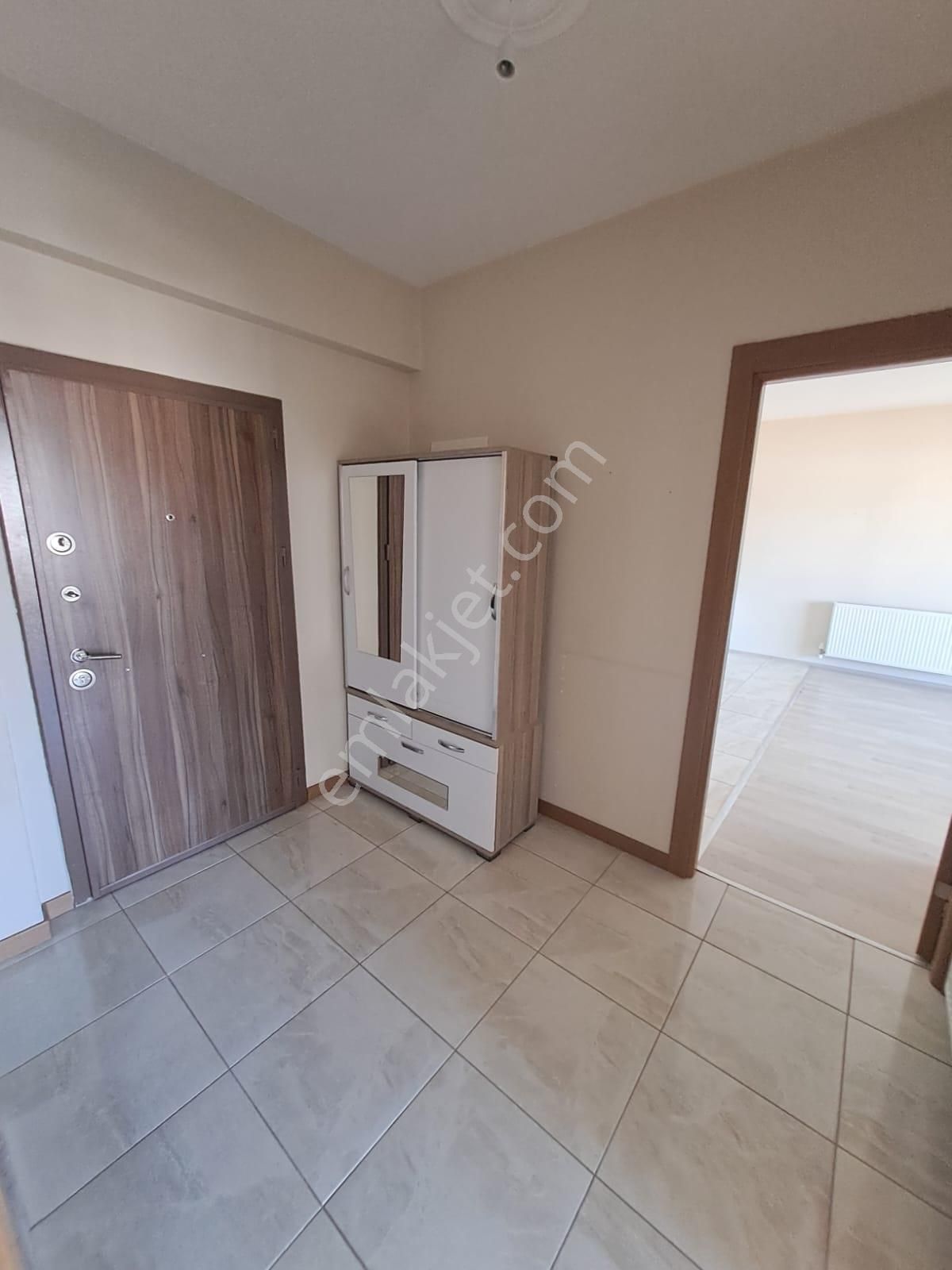 Aydın Söke Yenicami Mahallesin De,site İçerisin De Kiralık Daire - Görsel 2