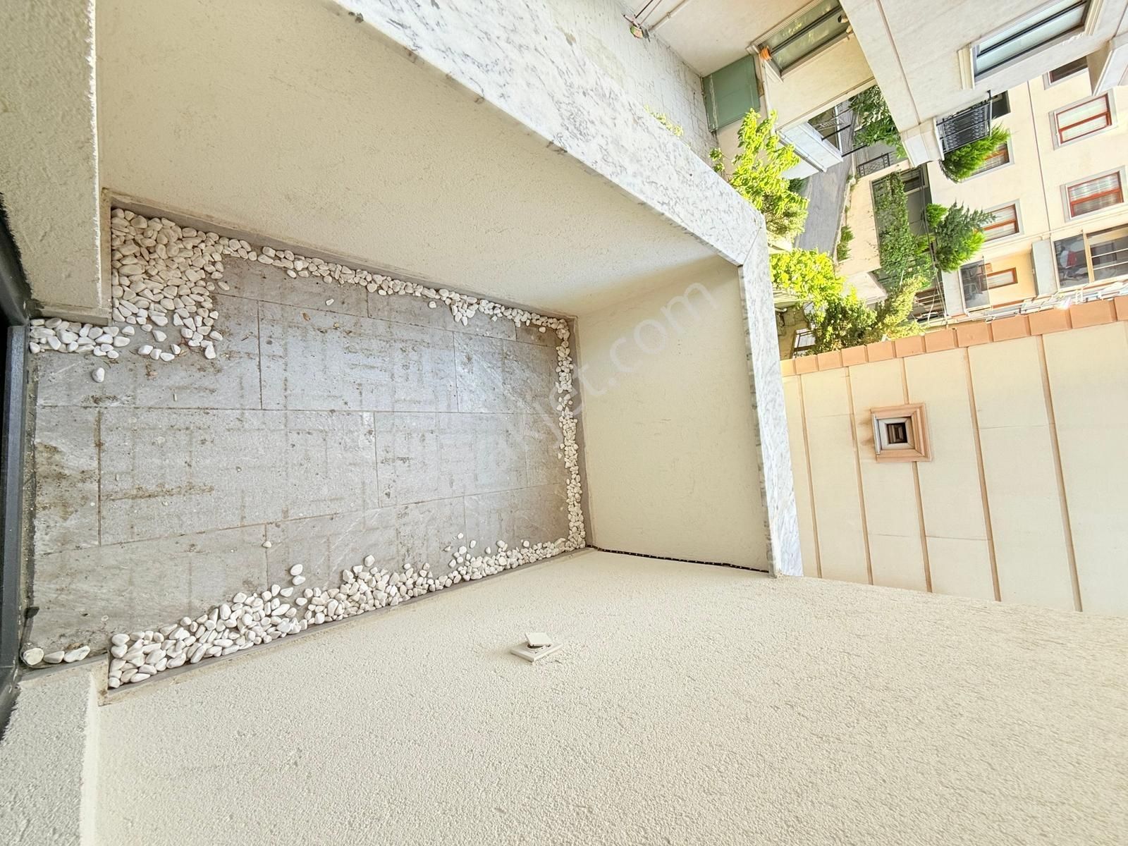 Maltepe Girne Mah.de Ara Kat Balkonlu 1+1 Kiralık Daire - Görsel 8