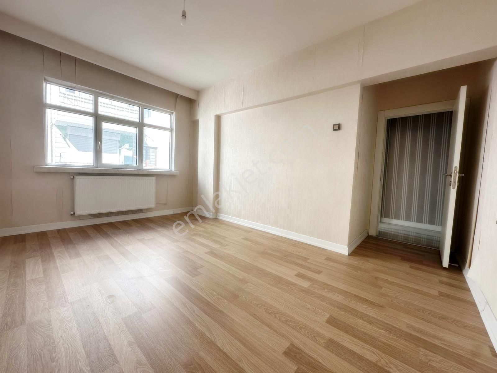 Fuat Çetin'den Şehir Hast.yürüme Mesafes.bagımsız Lüx Yapılı 3+1 - Görsel 9