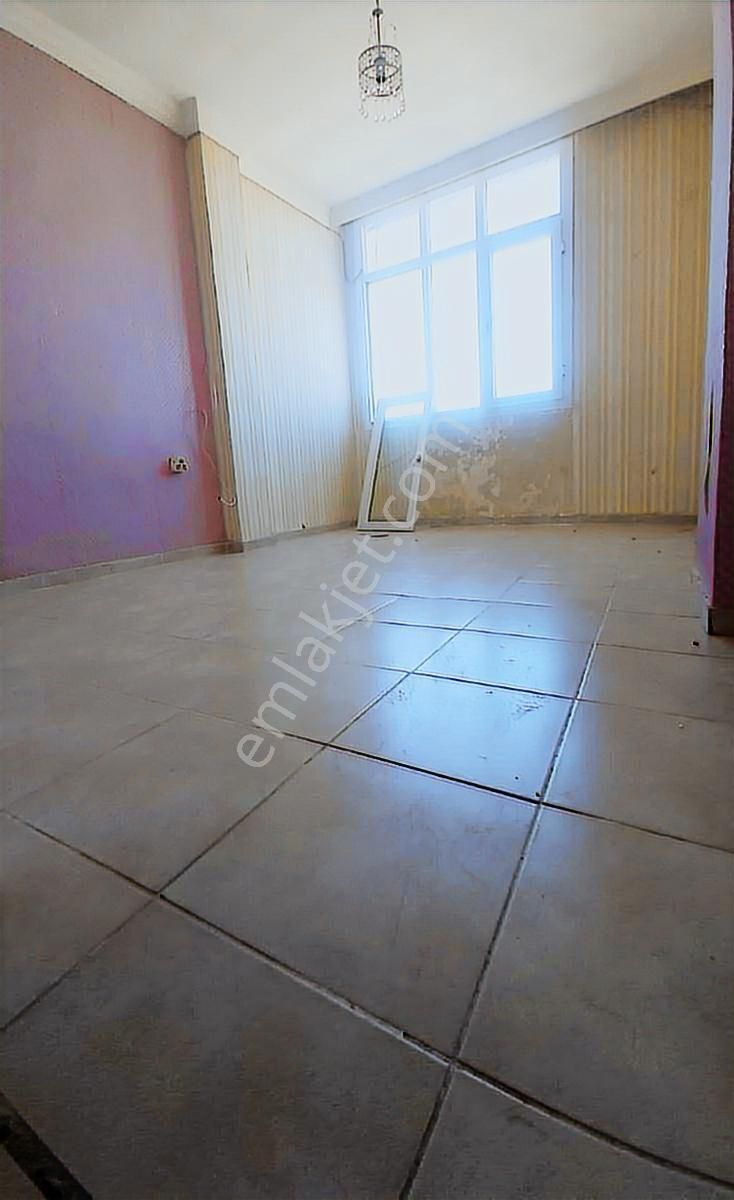 Seyhan Fatih Kıyıboyu Satılık Site İçi 2+1 İskanlı Geniş Daire - Görsel 12