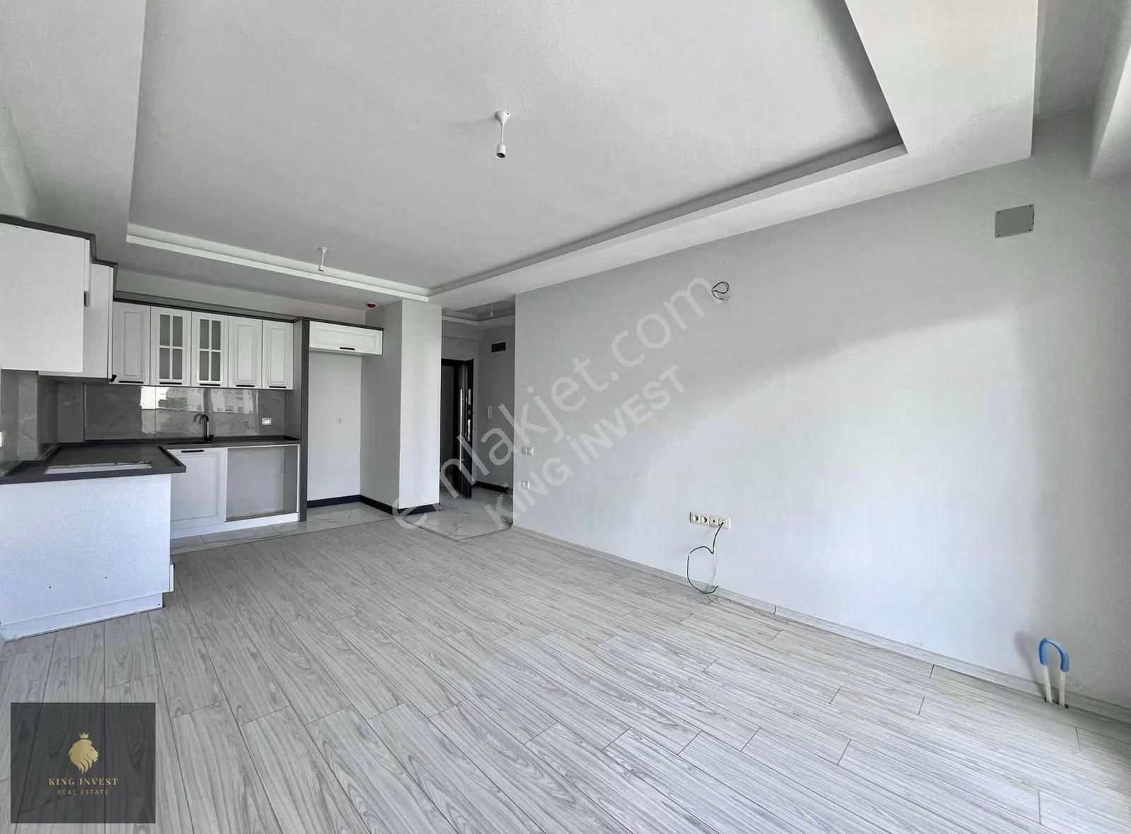 Kingden Prestijli Sitede Mnz Vıolettada Deniz Manzaralı 1+1 - Görsel 4