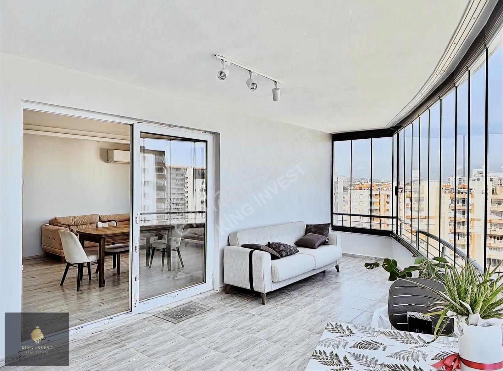 King'den Full Deniz Manzaralı, Teraslı Eşyalı Geniş 2+1 Daire