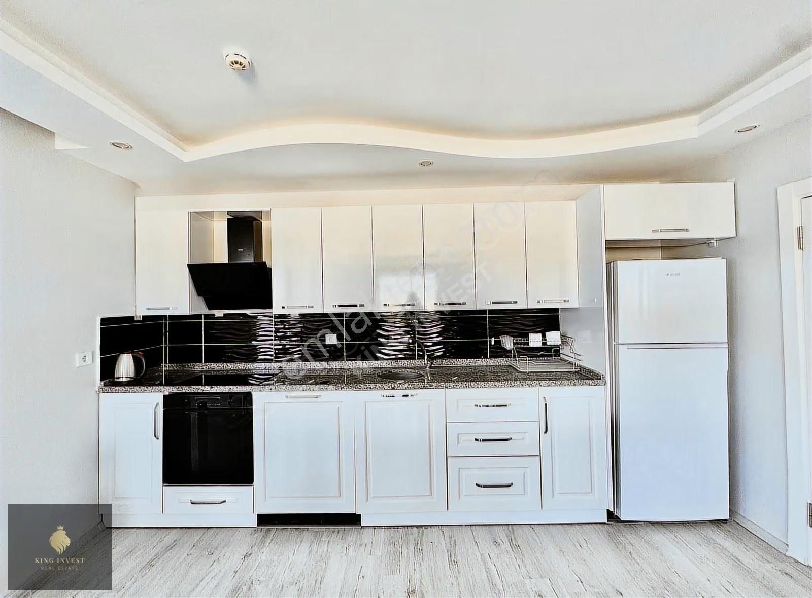 King'den Full Deniz Manzaralı, Teraslı Eşyalı Geniş 2+1 Daire - Görsel 12