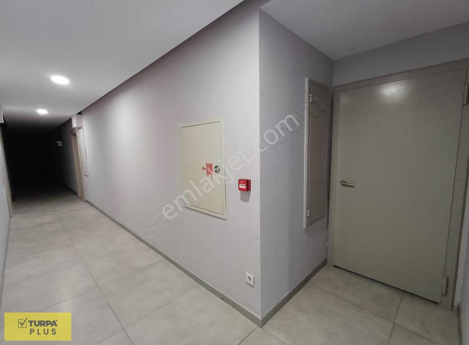 Yenitepe Sitesinde Panoramik Manzaralı Kiralık Daire 2+1 - Görsel 24