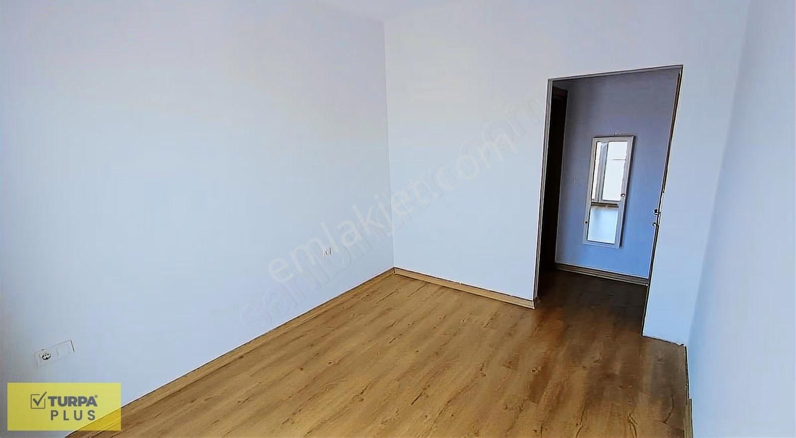 Yenitepe Sitesinde Panoramik Manzaralı Kiralık Daire 2+1 - Görsel 26