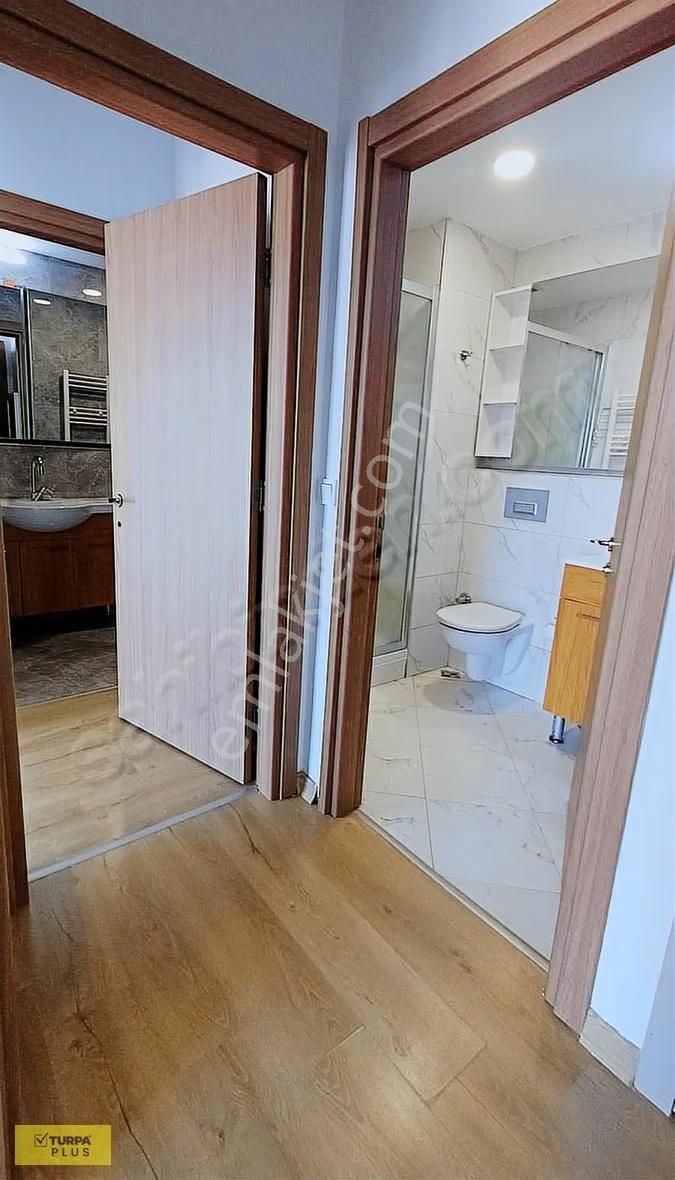 Yenitepe Sitesinde Panoramik Manzaralı Kiralık Daire 2+1 - Görsel 20
