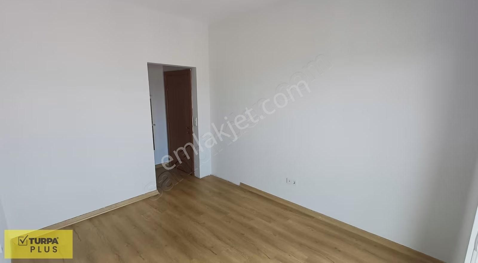 Yenitepe Sitesinde Panoramik Manzaralı Kiralık Daire 2+1 - Görsel 22