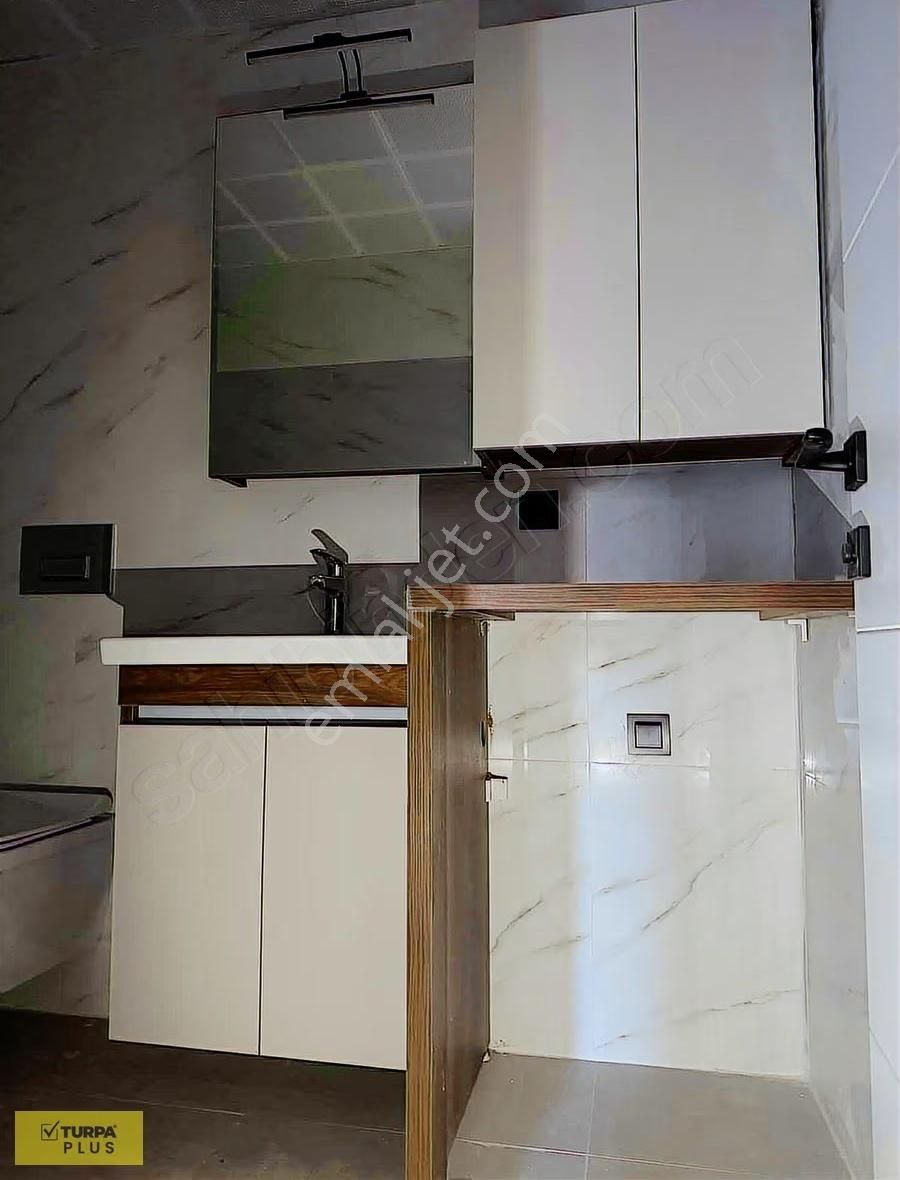 İnönü Caddesi Metro Yakını Otoparklı Asansörlü Kiralık Daire 1+1 - Görsel 11