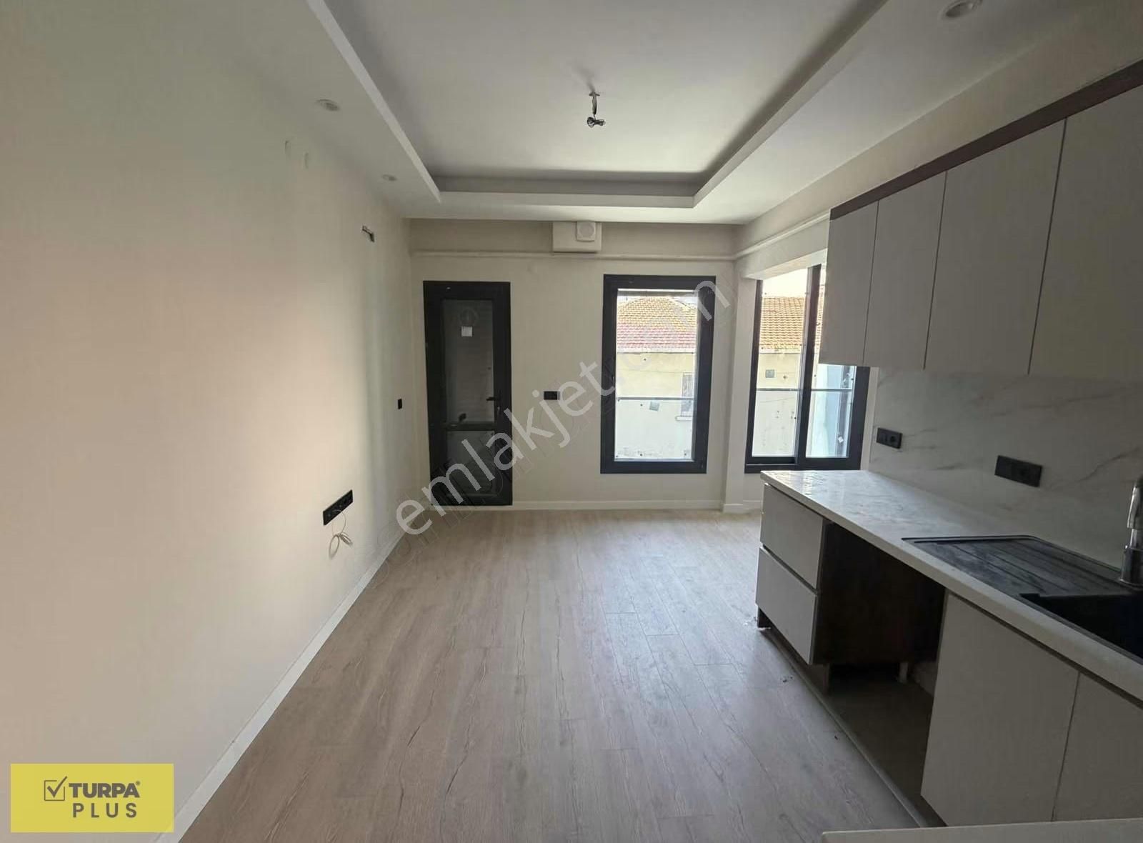 İnönü Caddesi Metro Yakını Otoparklı Asansörlü Kiralık Daire 1+1 - Görsel 15