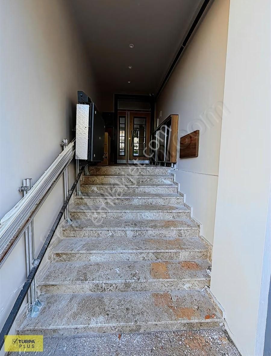 İnönü Caddesi Metro Yakını Otoparklı Asansörlü Kiralık Daire 1+1 - Görsel 4