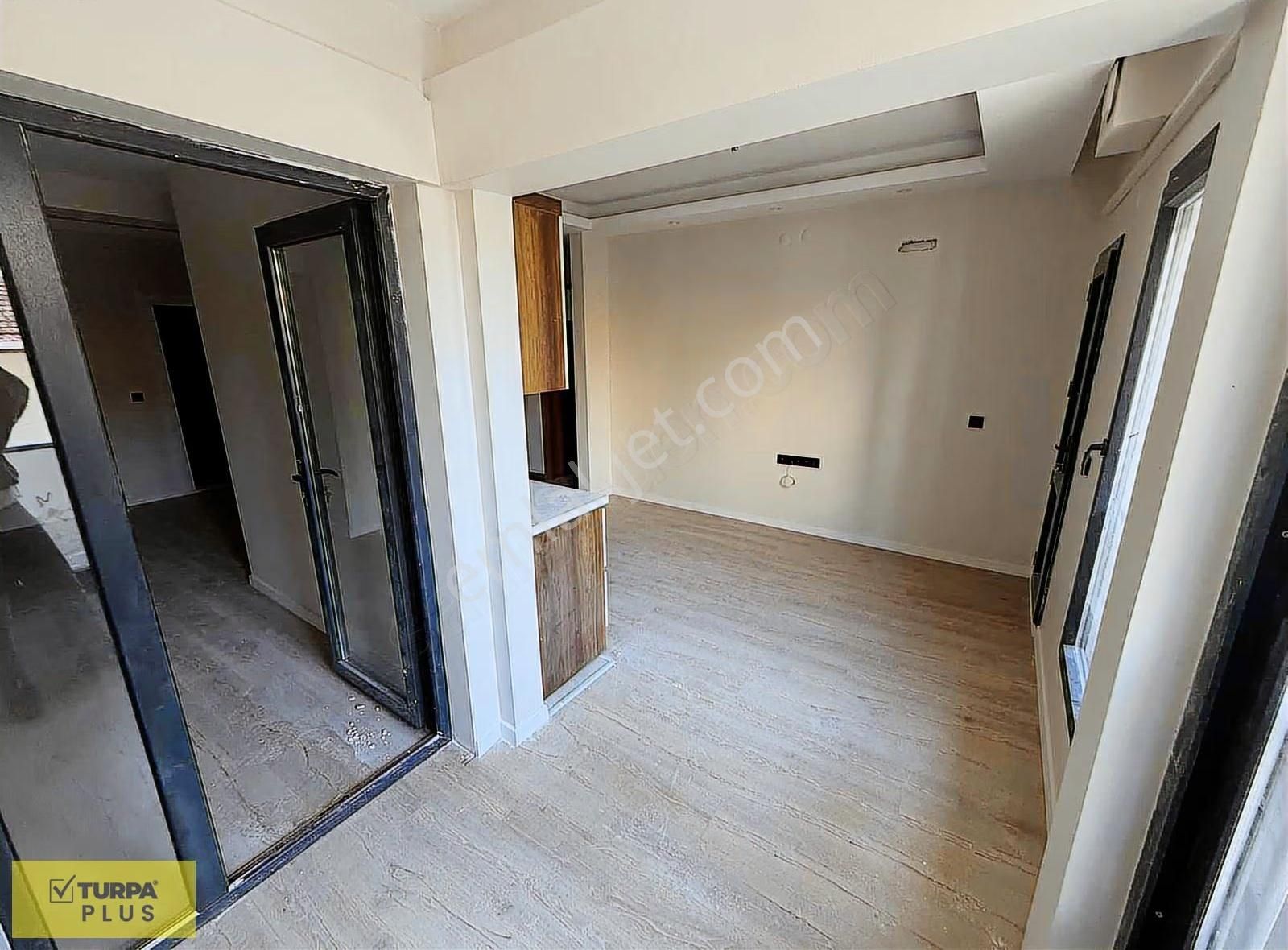 İnönü Caddesi Metro Yakını Otoparklı Asansörlü Kiralık Daire 1+1 - Görsel 24