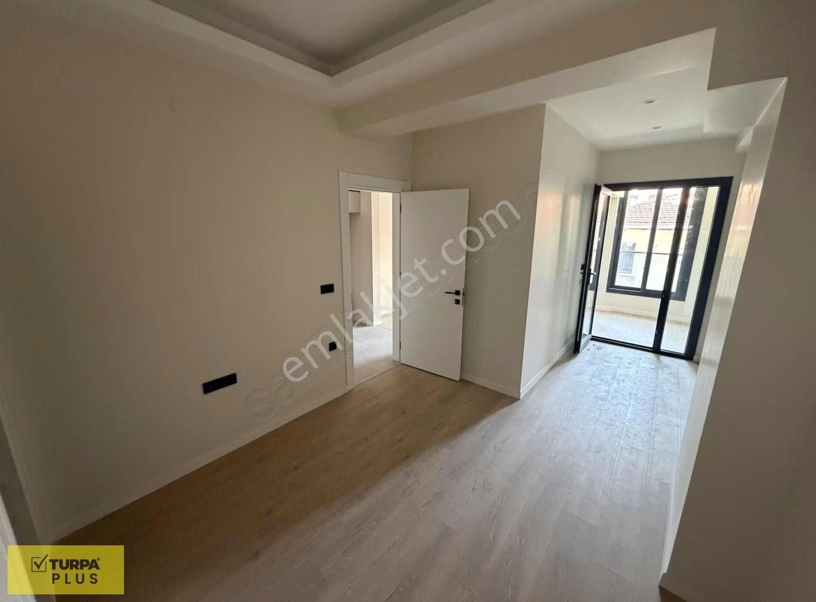 İnönü Caddesi Metro Yakını Otoparklı Asansörlü Kiralık Daire 1+1 - Görsel 18