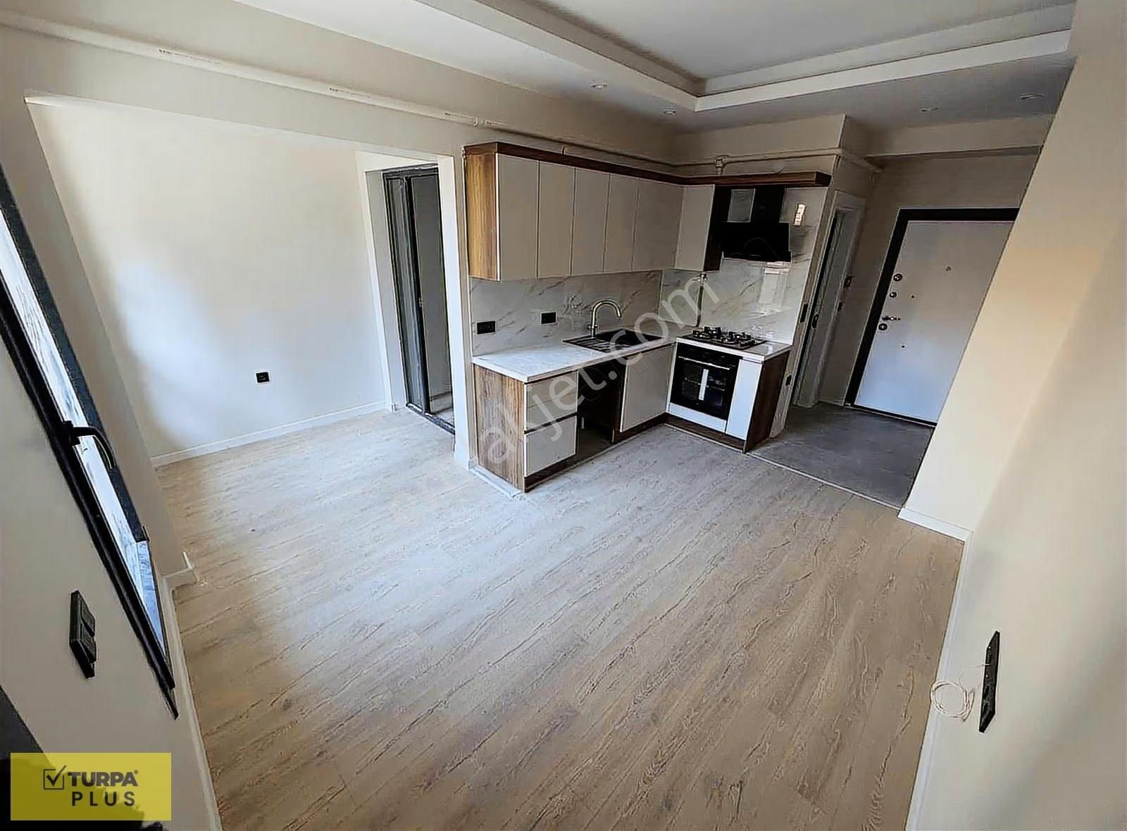 İnönü Caddesi Metro Yakını Otoparklı Asansörlü Kiralık Daire 1+1 - Görsel 16