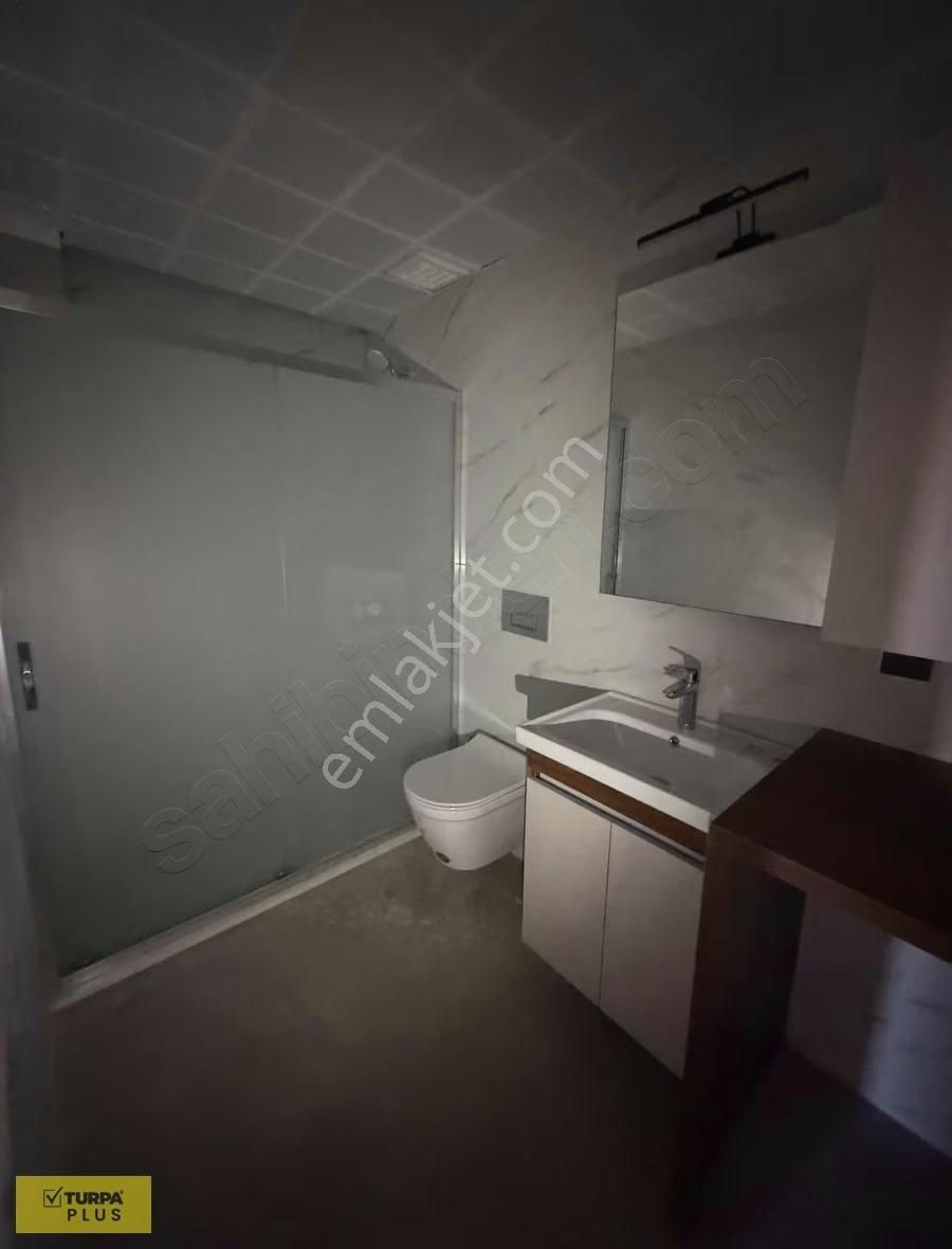 İnönü Caddesi Metro Yakını Otoparklı Asansörlü Kiralık Daire 1+1 - Görsel 14