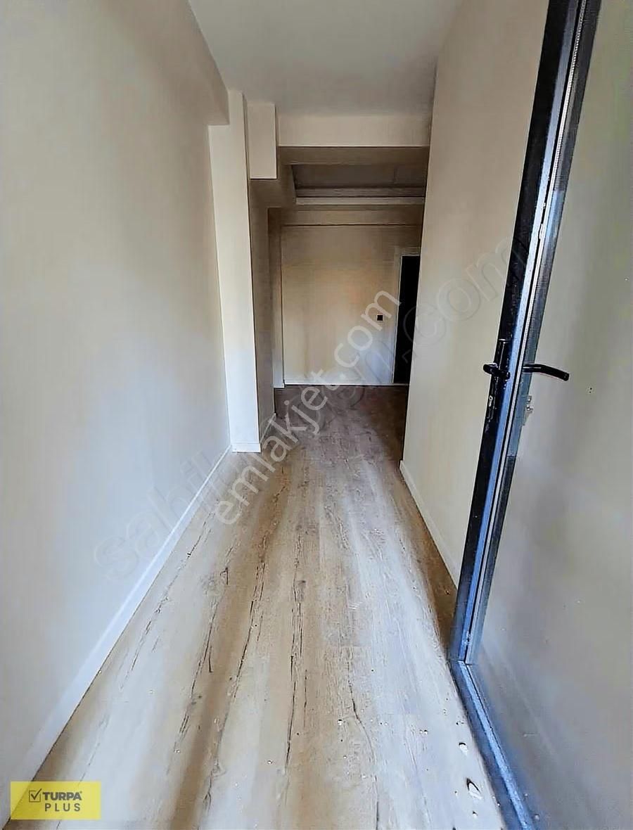 İnönü Caddesi Metro Yakını Otoparklı Asansörlü Kiralık Daire 1+1 - Görsel 2