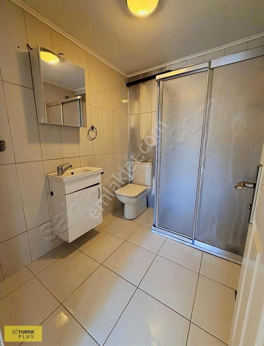 İnönü Caddesi Göztepe Metro Yakını Ferah Asansörlü Kiralık Daire - Görsel 33