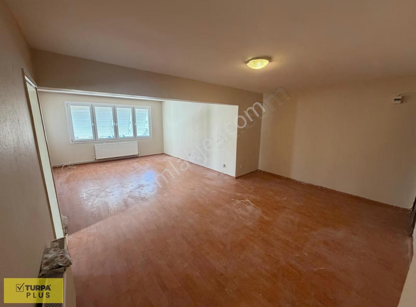 İnönü Caddesi Göztepe Metro Yakını Ferah Asansörlü Kiralık Daire - Görsel 28