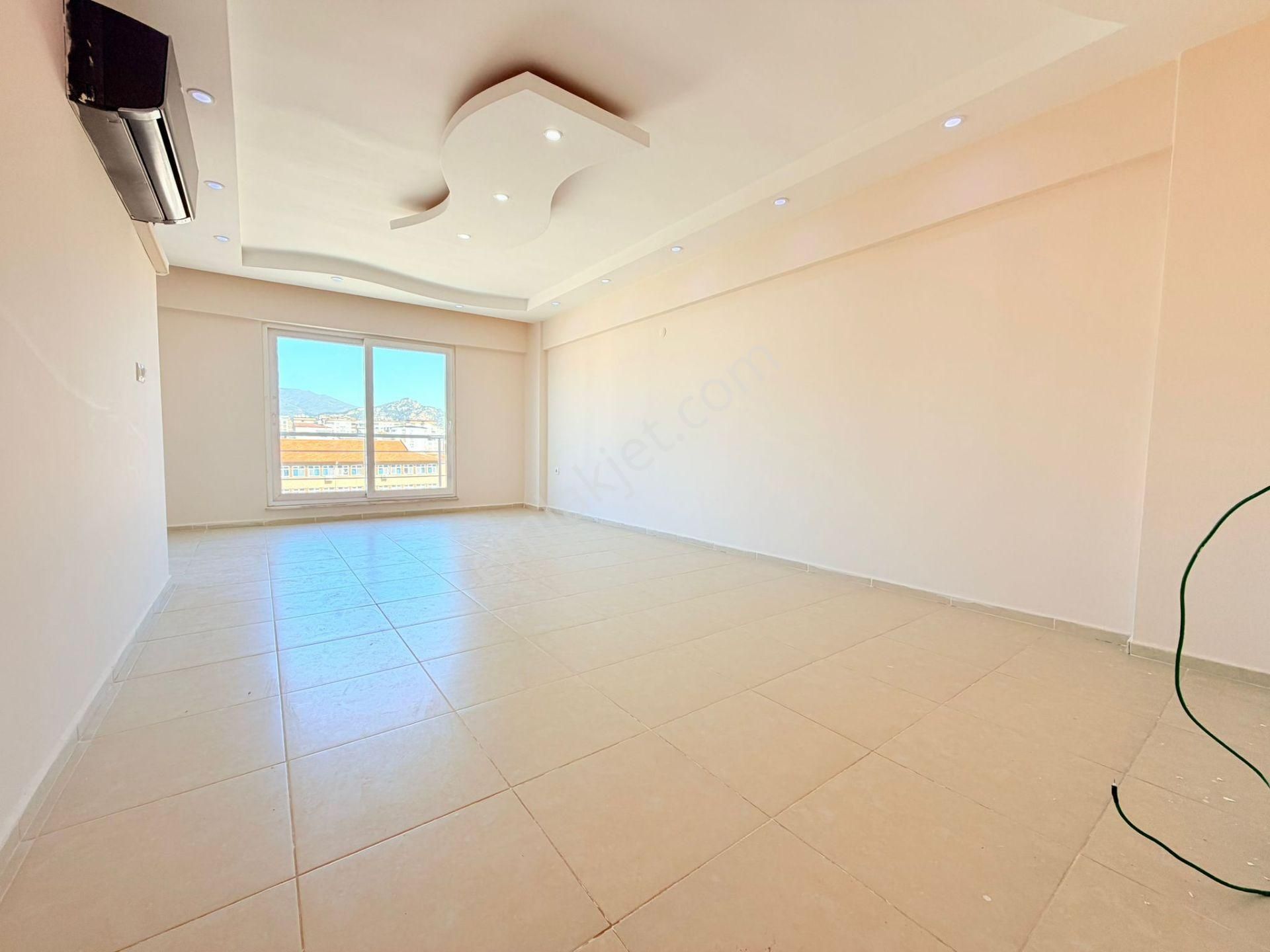 🏡 Göl-san Gayrimenkul’den 🏡 Yeşil Mahalle’de Satılık 3+1 Lüks Daire - Görsel 10