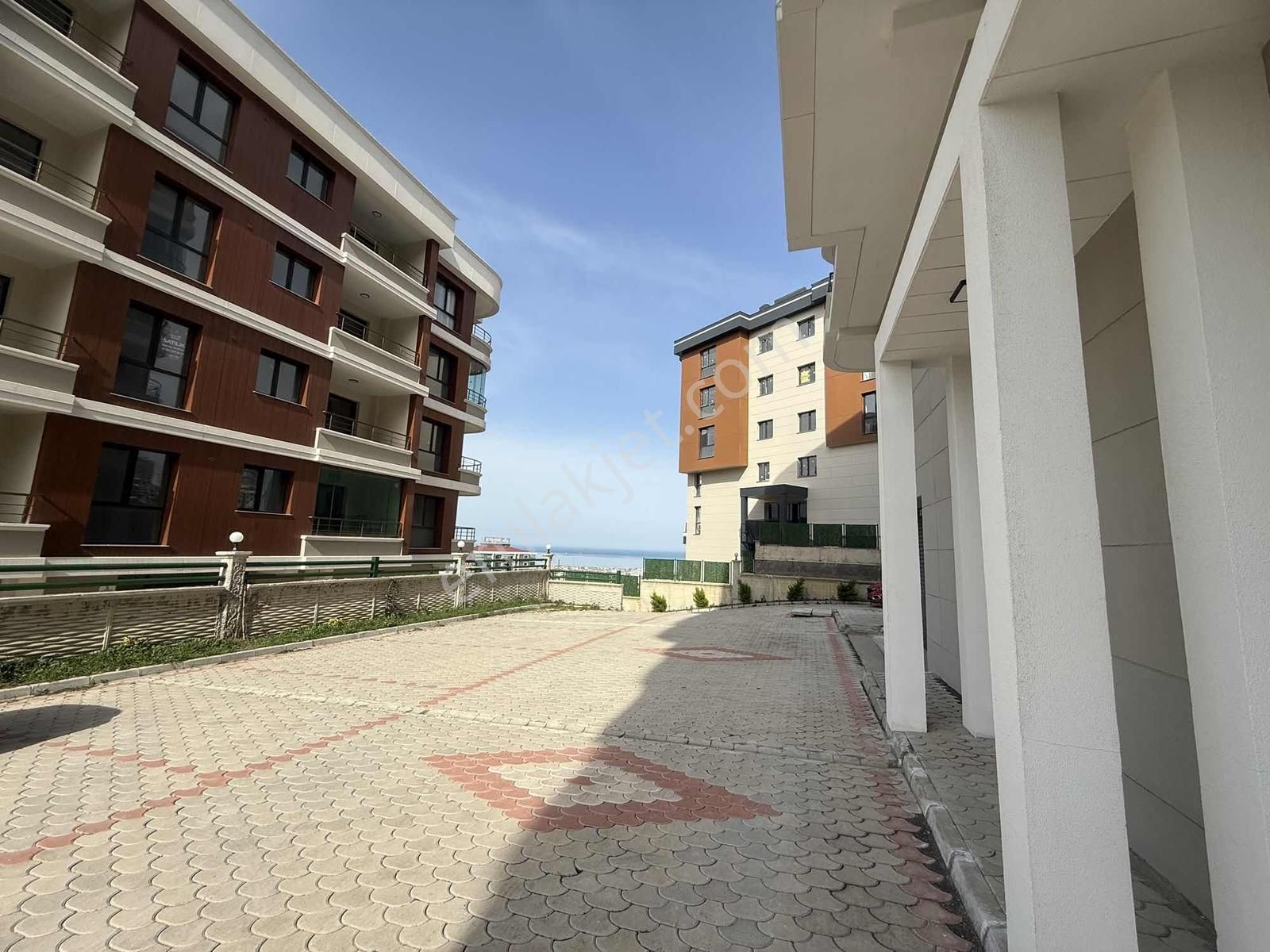 Bulvara Cephe Lüks 3+1 Arakat Deniz Manzaralı/iki Bloklu Sitede - Görsel 24