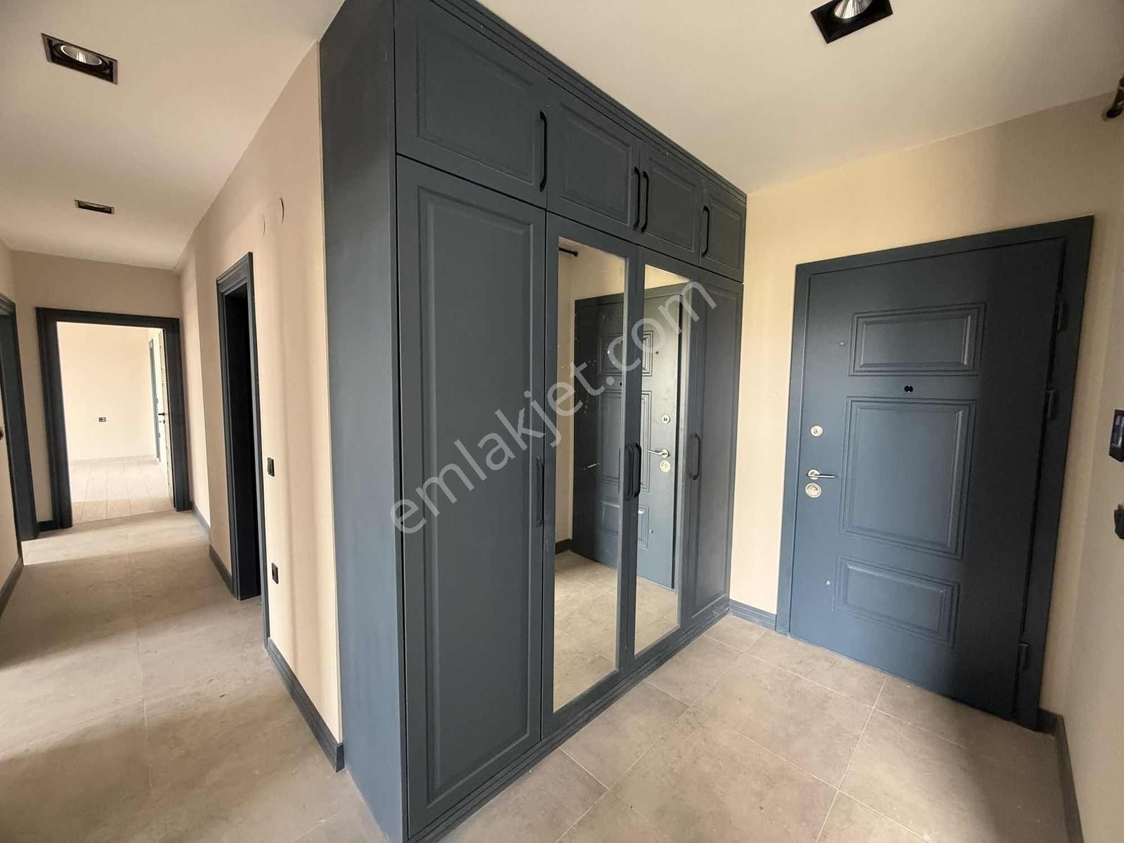 Bulvara Cephe Lüks 3+1 Arakat Deniz Manzaralı/iki Bloklu Sitede - Görsel 31