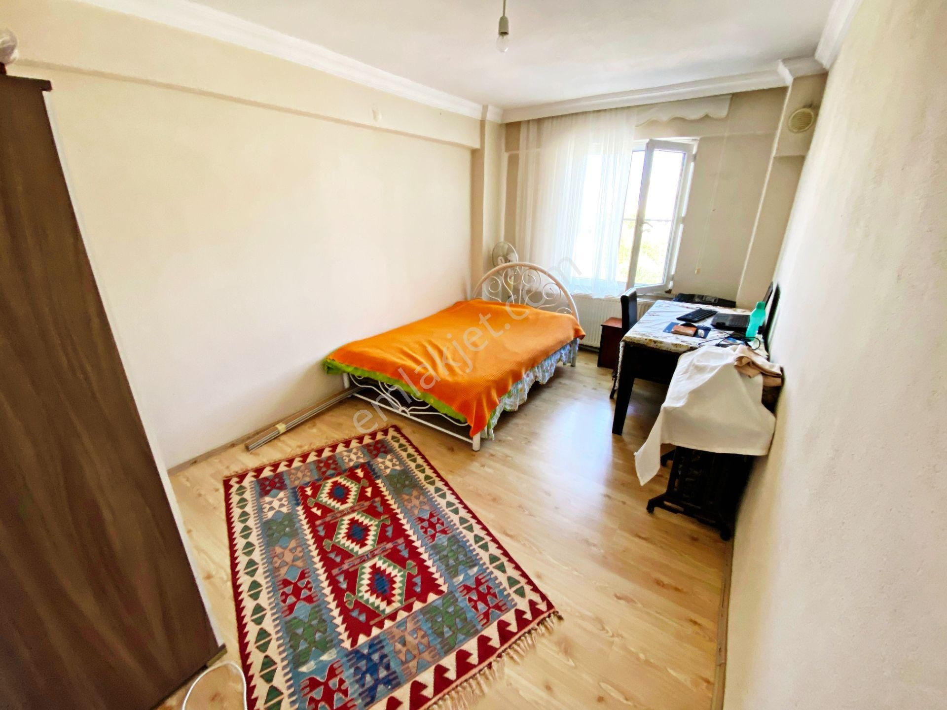 🛑🛑aktiften Akçay'da Satılık 3+1 Çift Balkonlu Ön Cephe Arakat 176m2 Harika Daire - Görsel 24