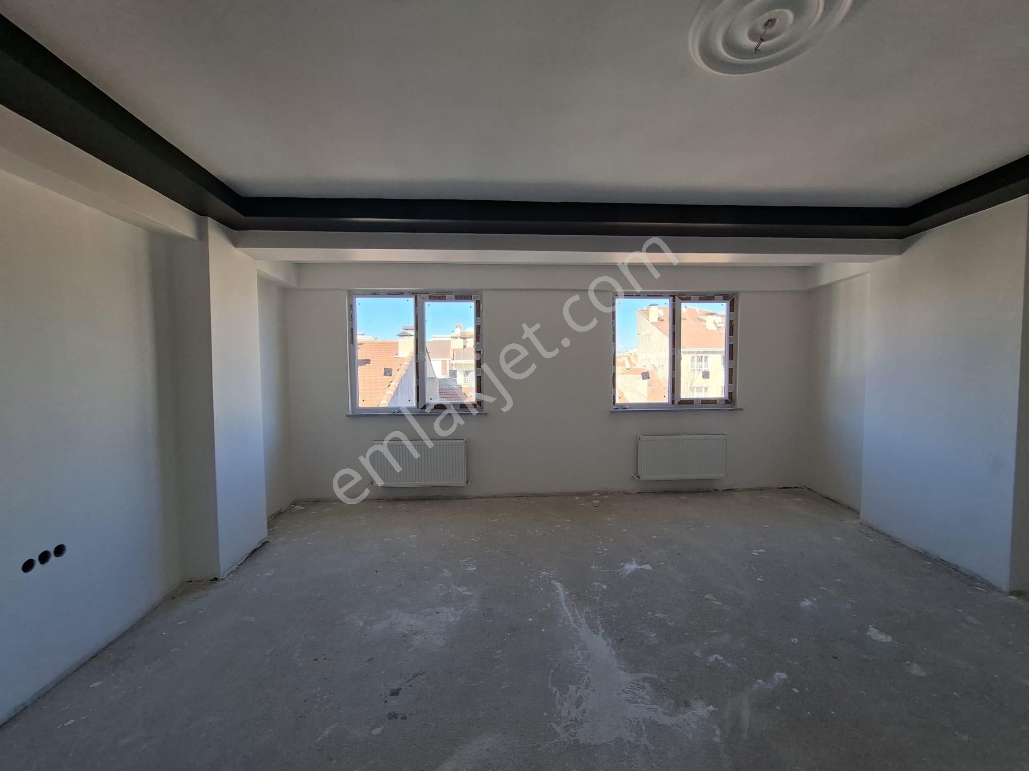 Recep Ümit Emlak'tan Sakarya -2 Caddesi Yakınında Asansörlü Satılık 3+1 Daire - Görsel 4