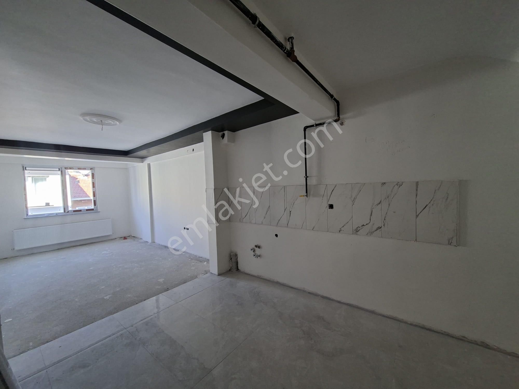 Recep Ümit Emlak'tan Sakarya -2 Caddesi Yakınında Asansörlü Satılık 3+1 Daire - Görsel 12