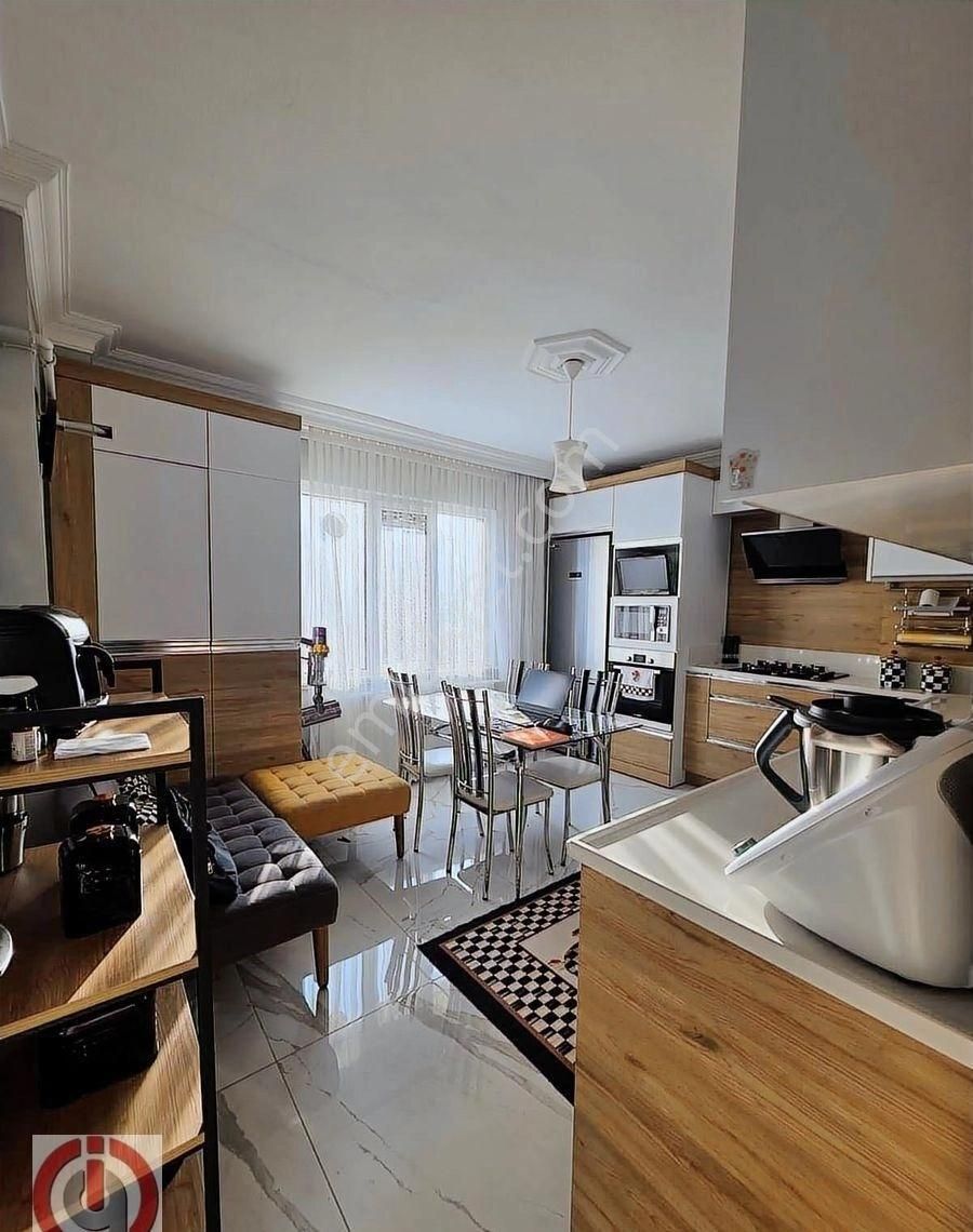 İnceoğlundan Cumhuriyet'te Kiralık 3+1 Temiz Bakımlı Daire - Görsel 13
