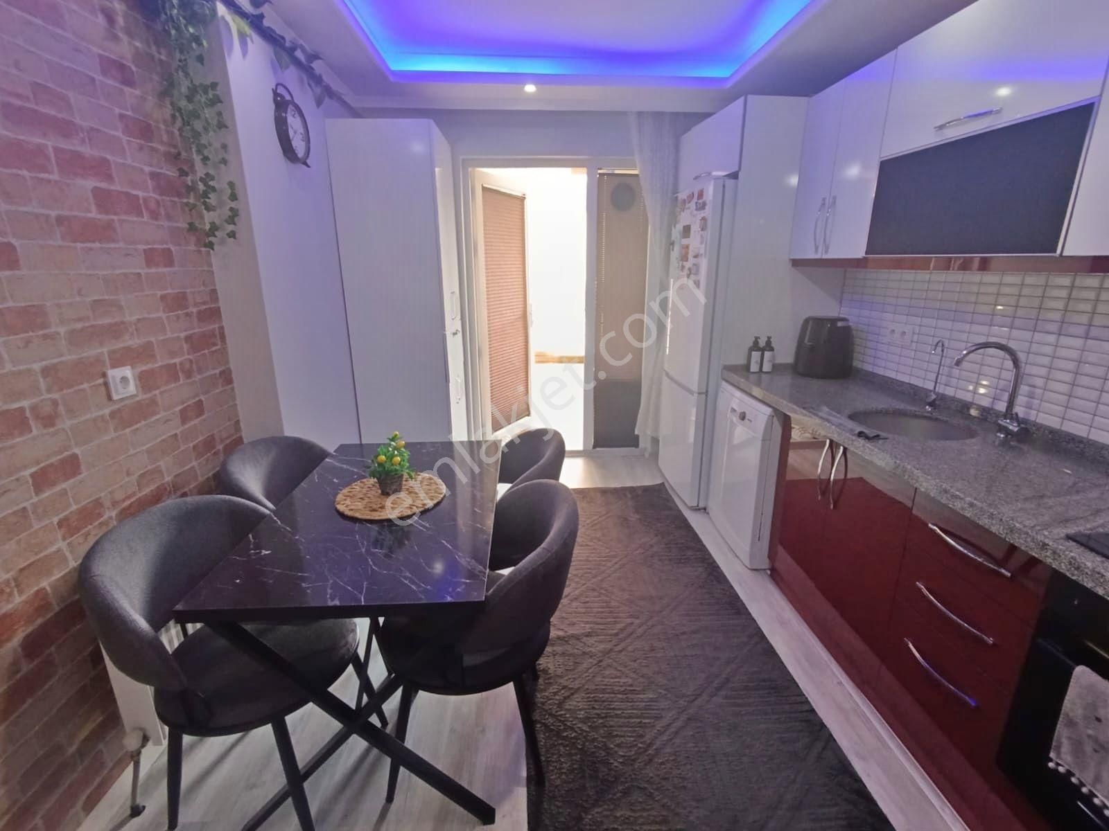 Aranılan Genişlik! 2.kat/135²kilerli Asansörlü Full Yapılı 3.5+1 - Görsel 3