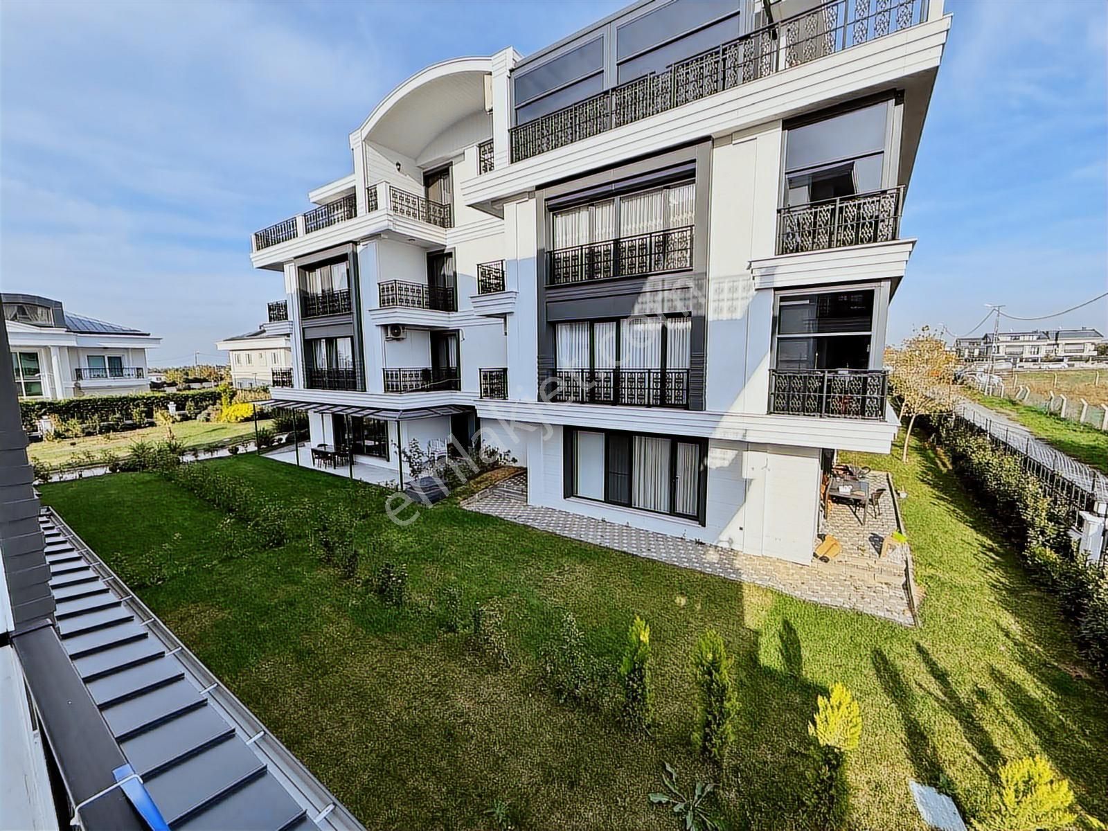 Beylikdüzü Luks Projede Full Deniz Manzaralı Villa Tadında 4+1 ! - Görsel 2